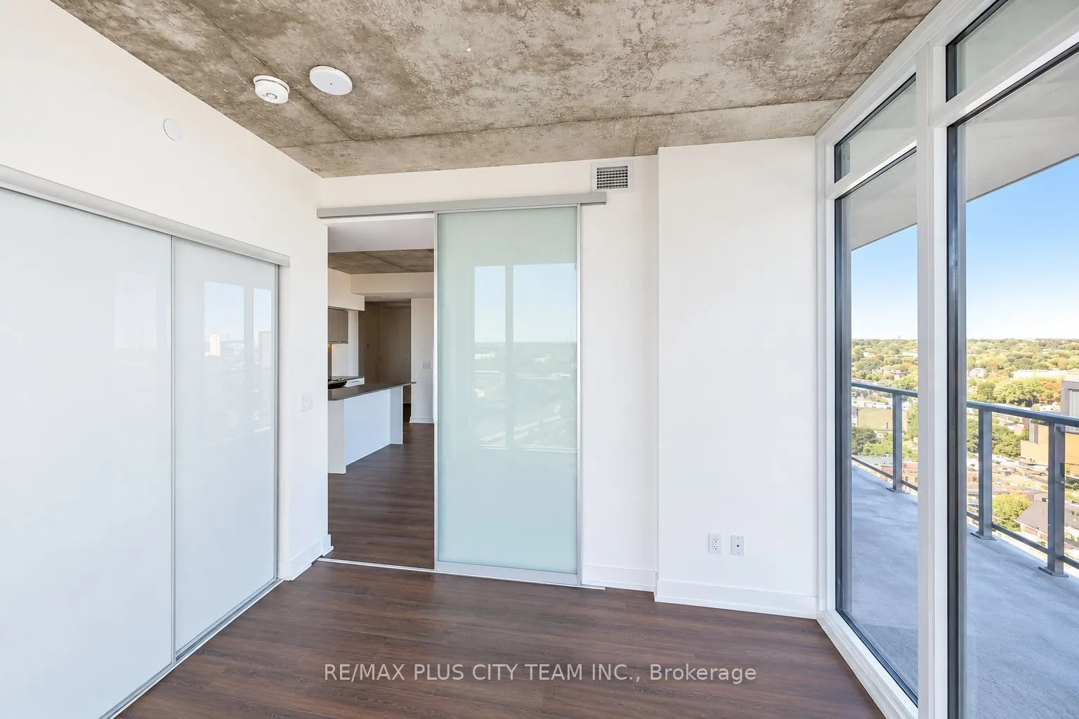15 Baseball Place #1504