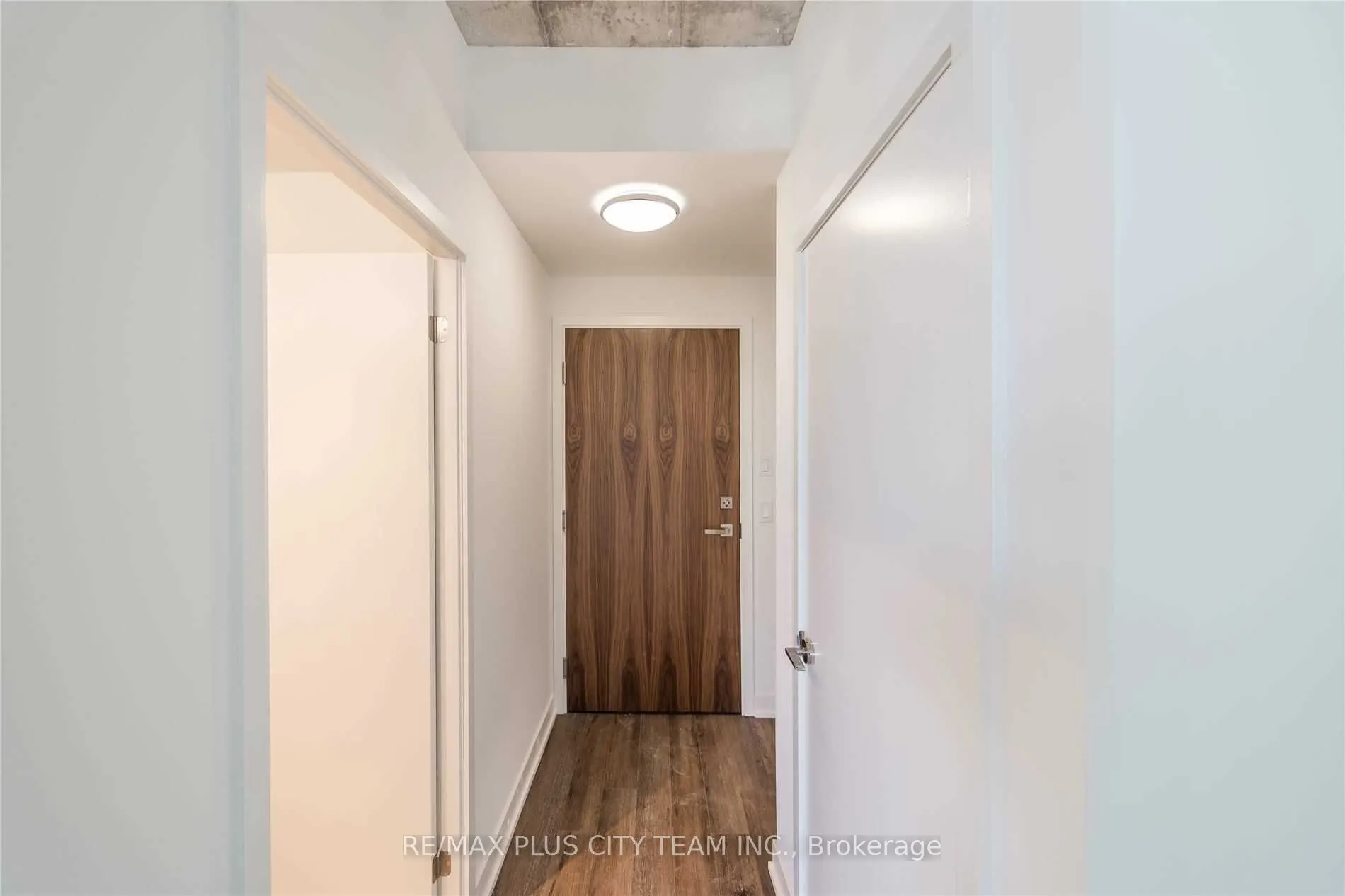 15 Baseball Place #1504
