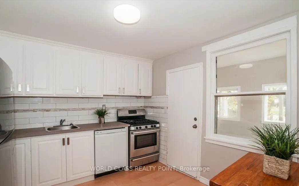 1 Mcintosh Street