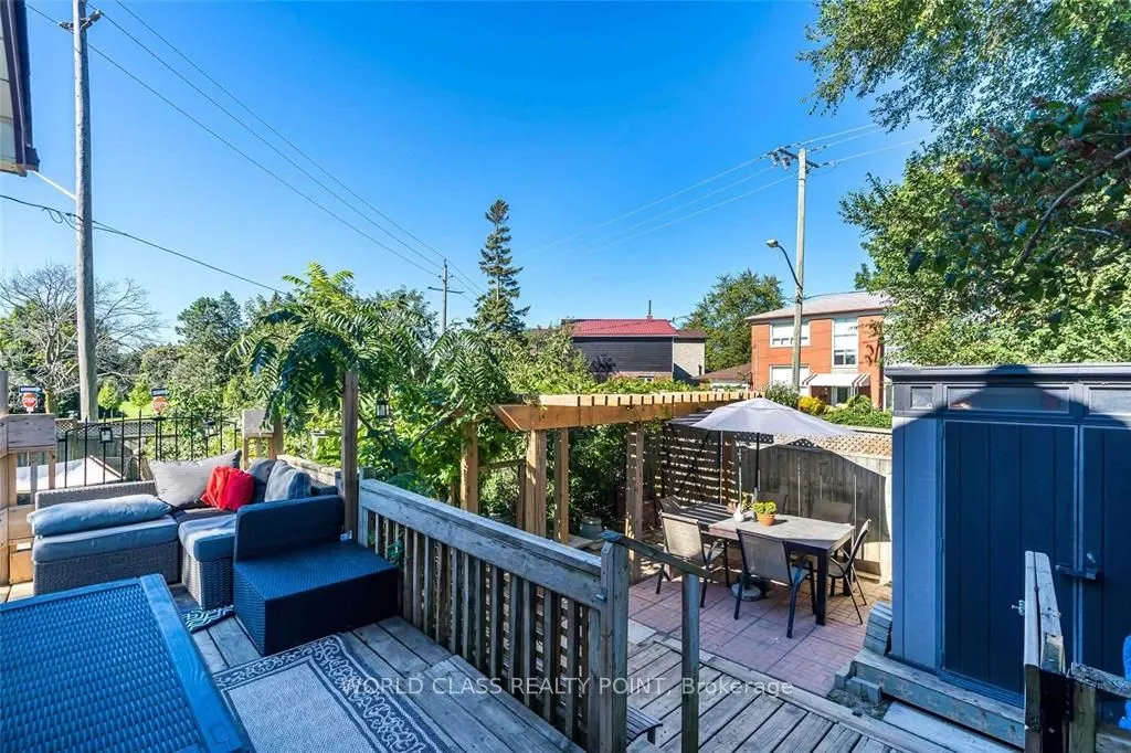 1 Mcintosh Street
