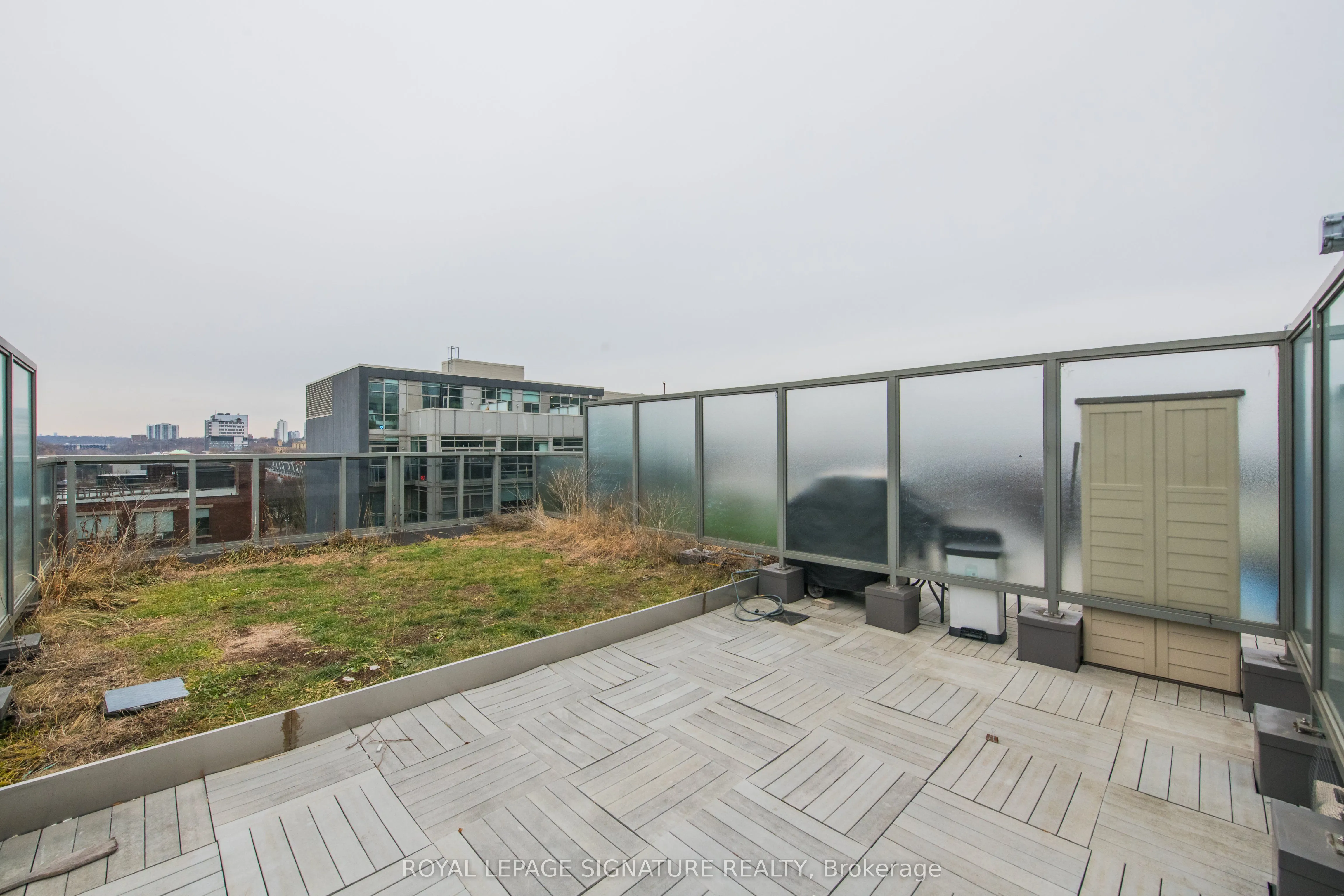 625 Queen Street E #211
