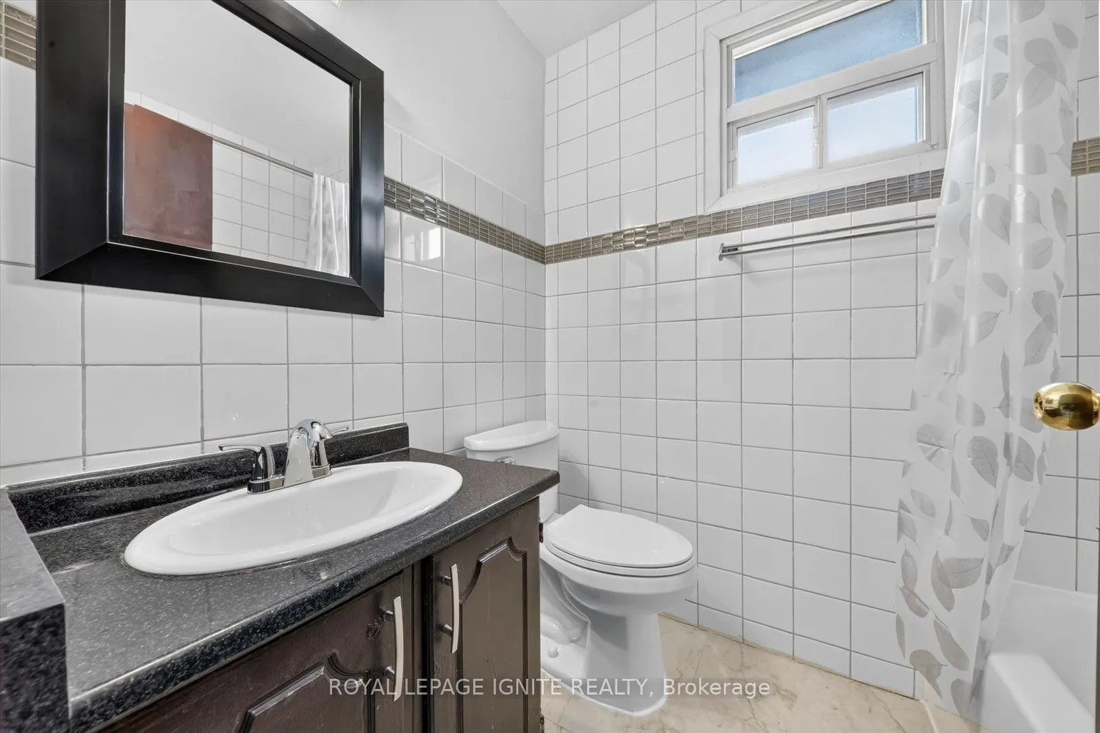 88 South Edgely Avenue #Upper