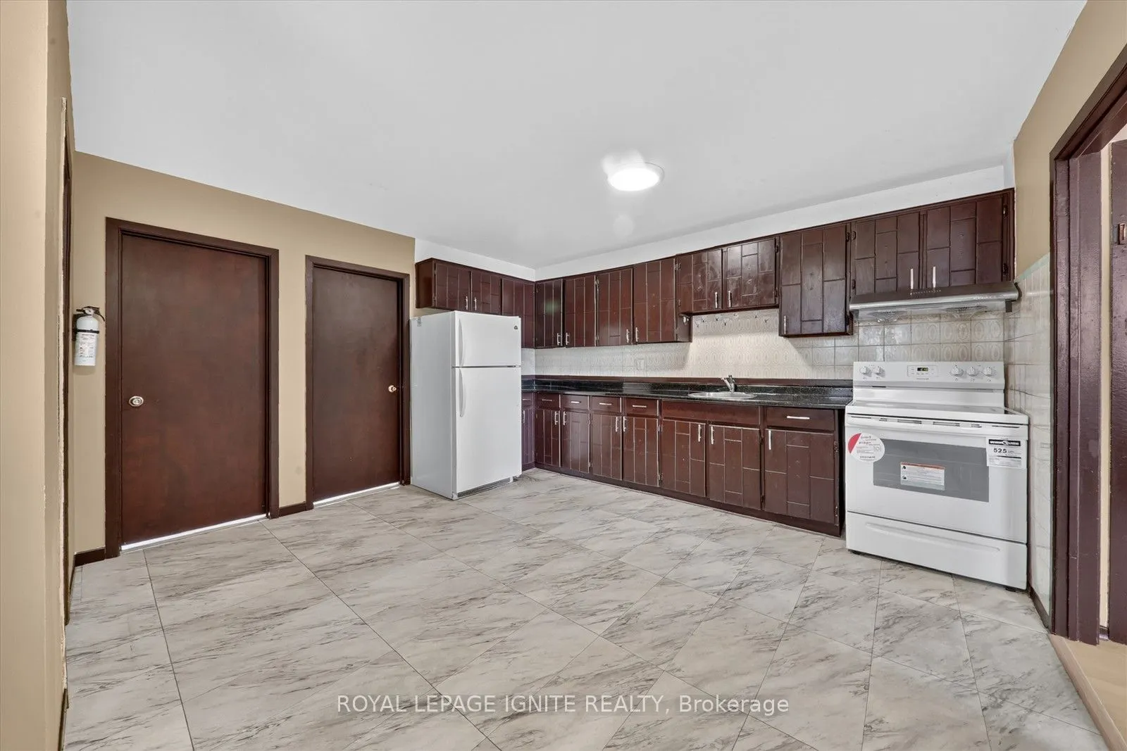 88 South Edgely Avenue #Upper