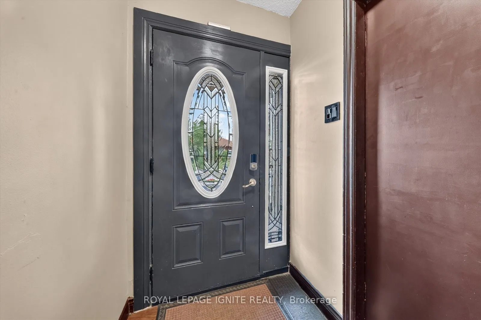 88 South Edgely Avenue #Upper