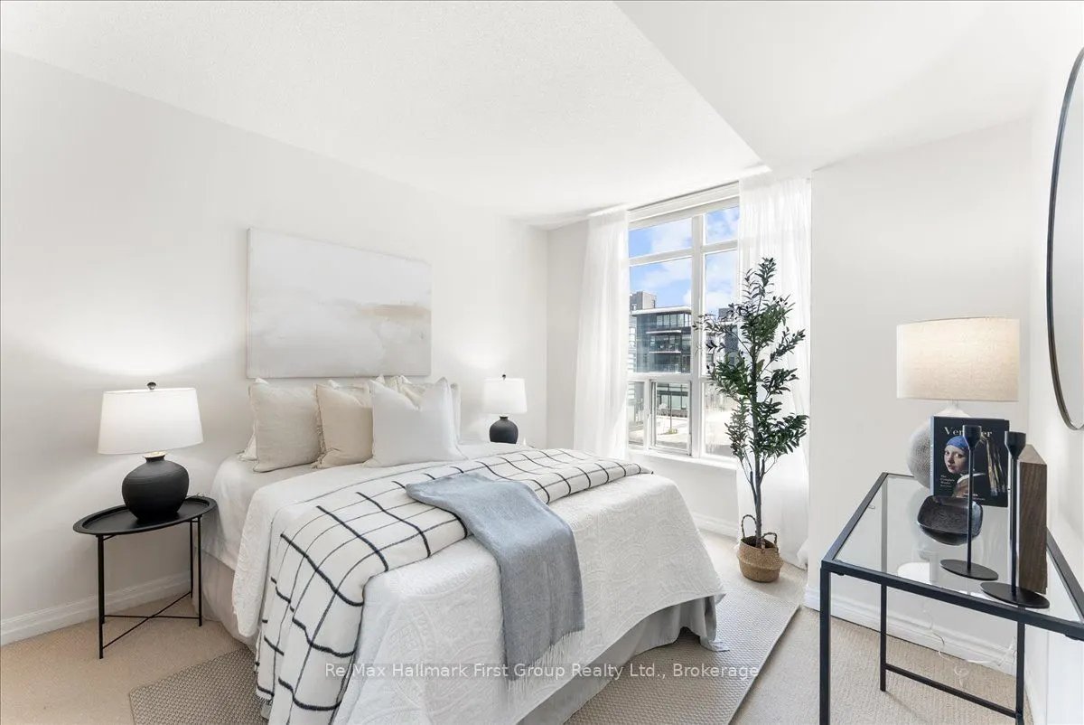 1600 Charles Street #302
