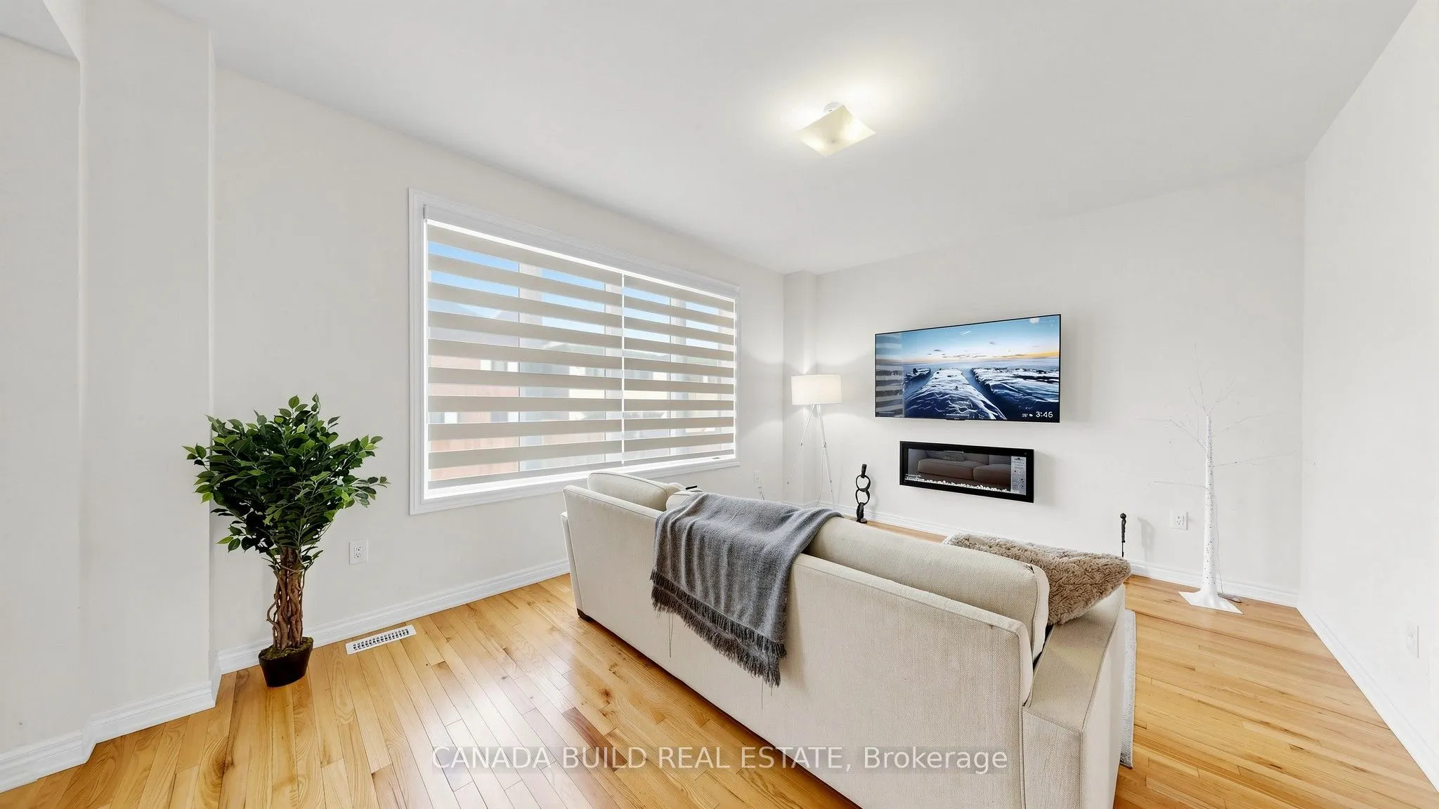 2133 Coppermine Street