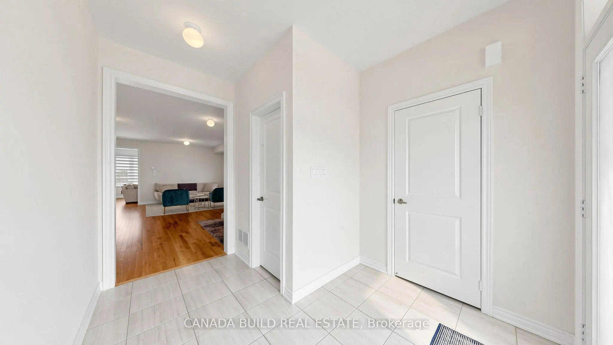 2133 Coppermine Street