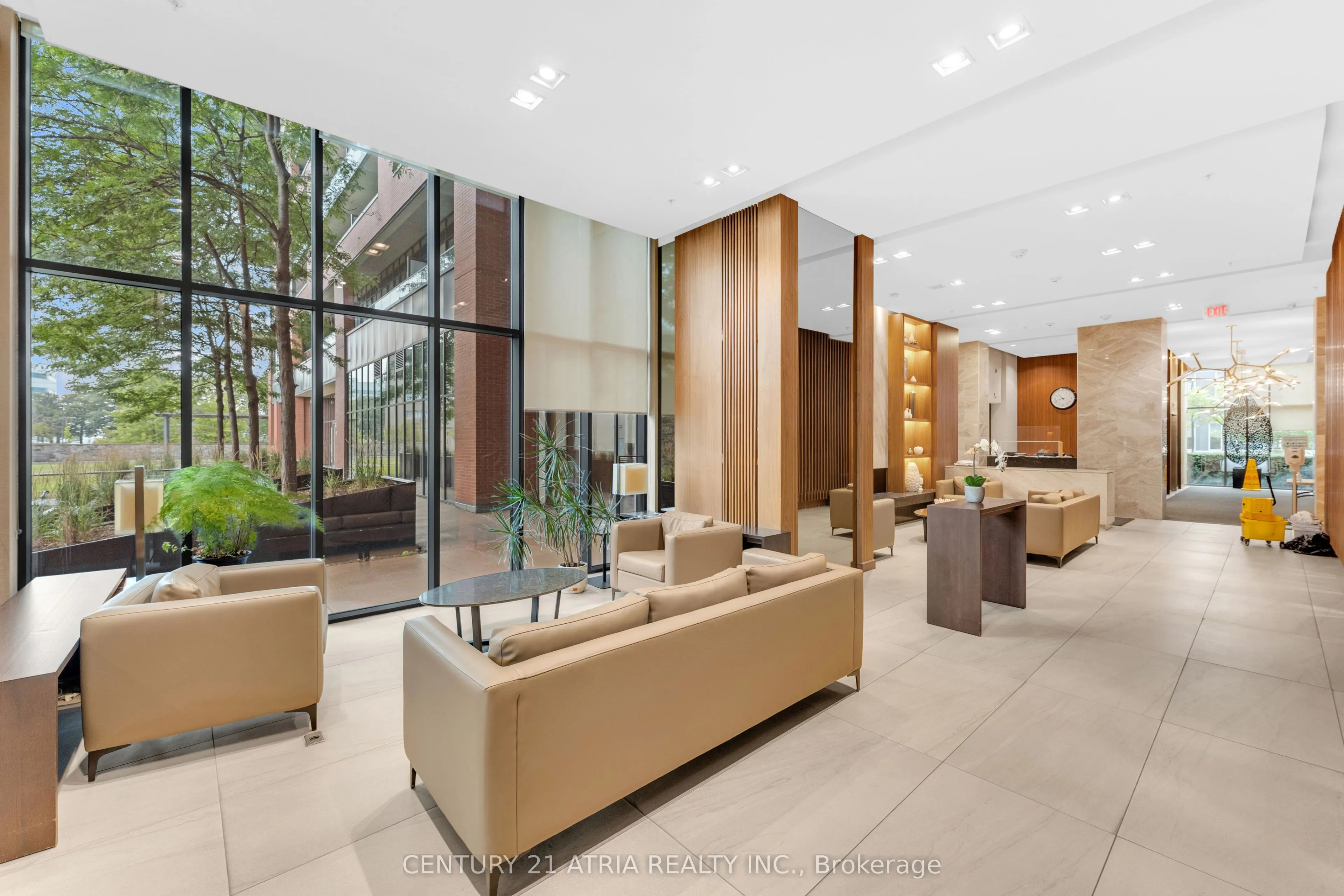 1038 McNicoll Avenue #313