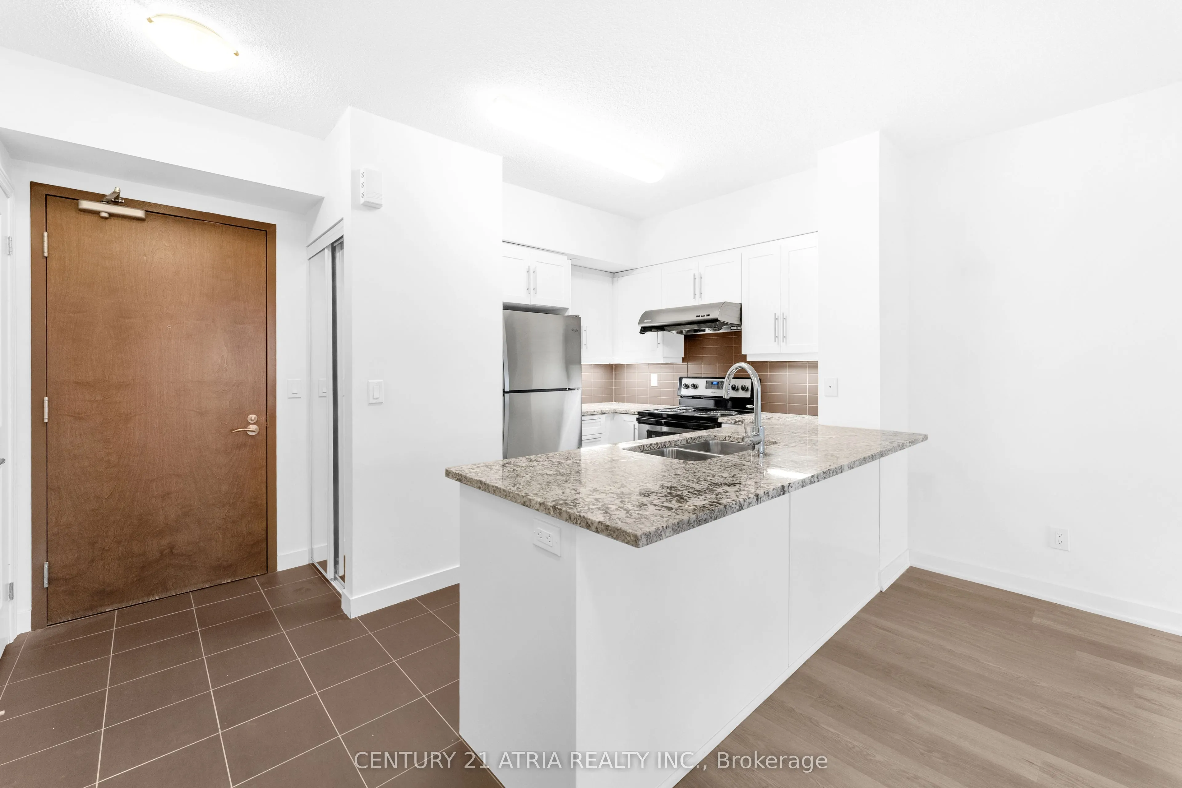 1038 McNicoll Avenue #313