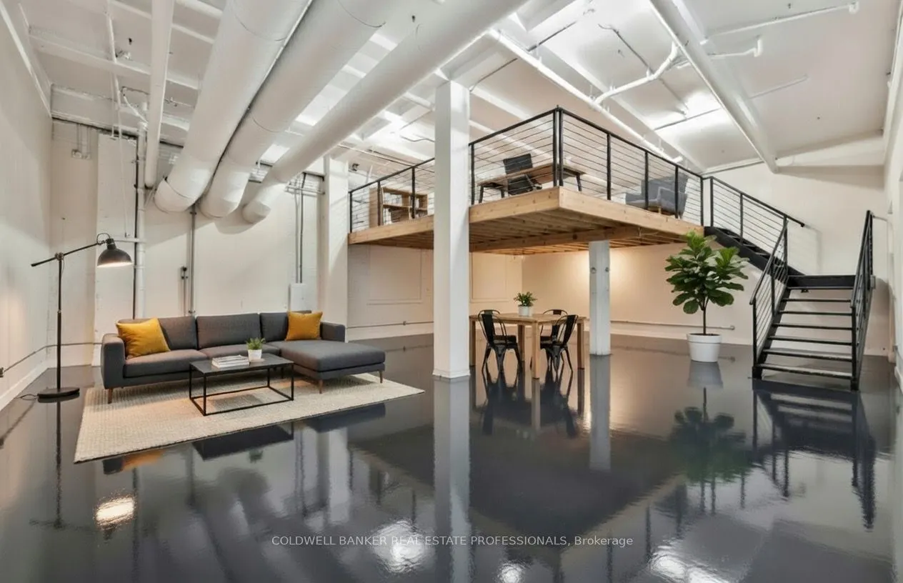 1159 Dundas Street E #152