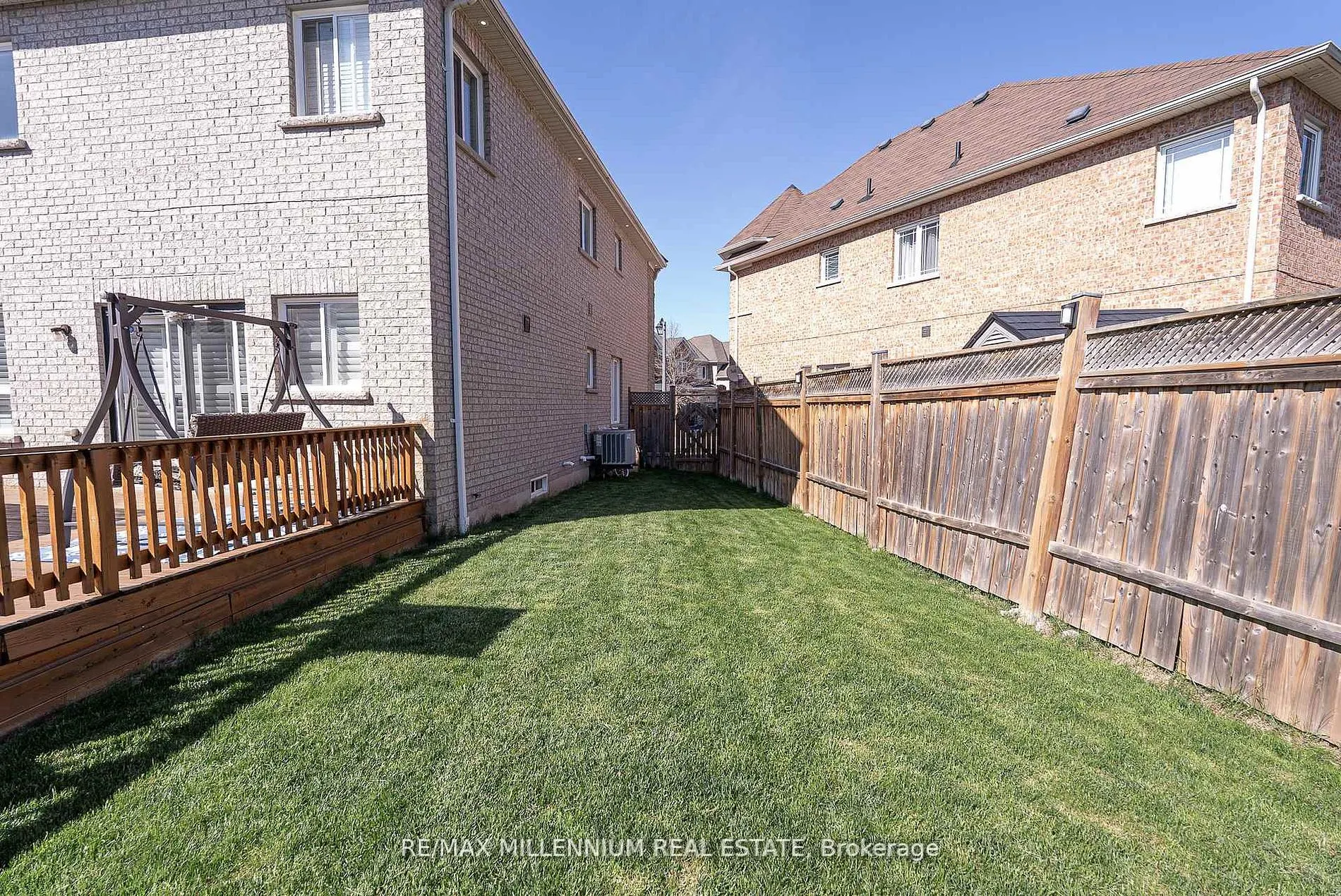 19 Bellotti Crescent