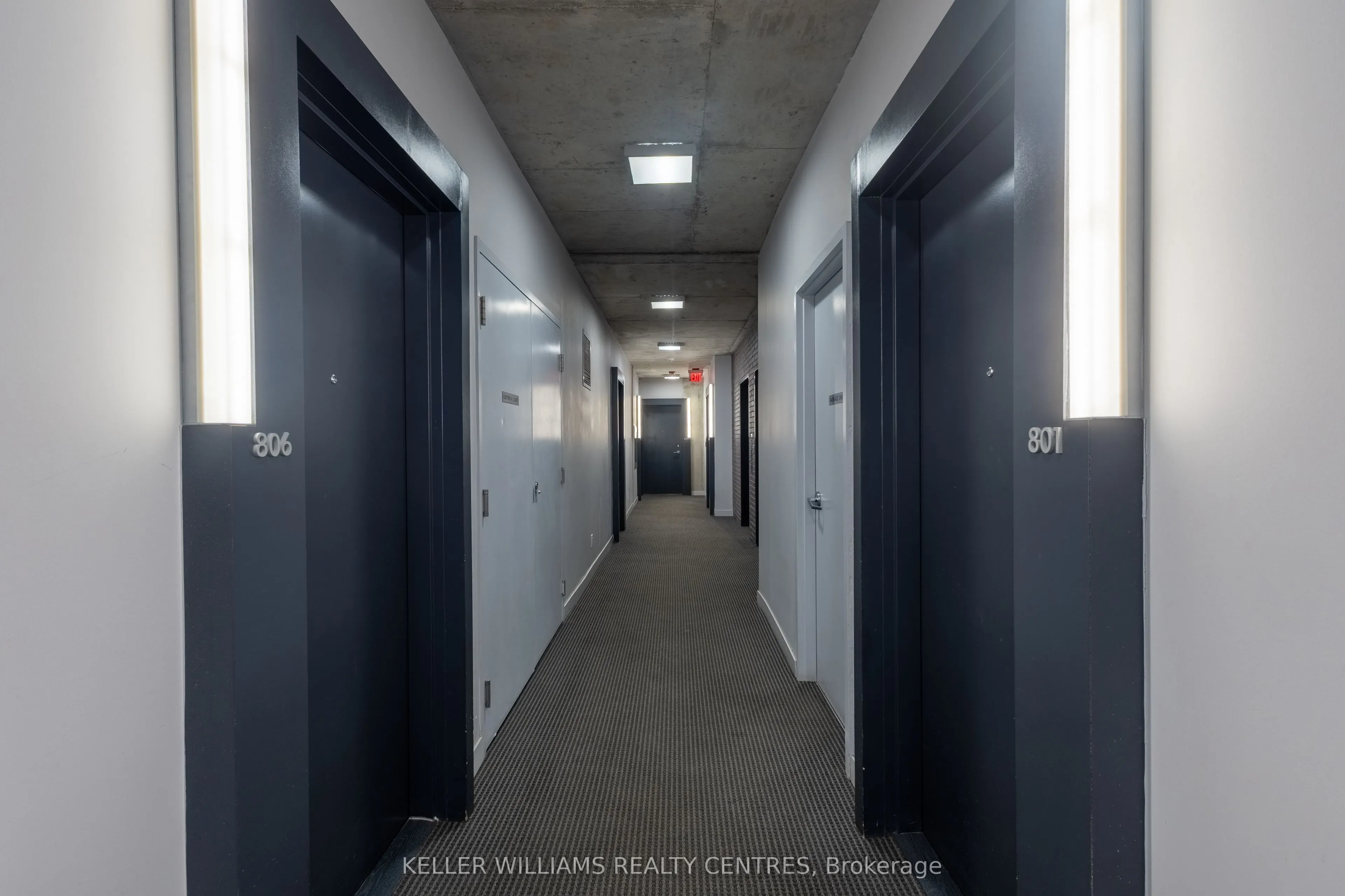 1201 Dundas Street E #806