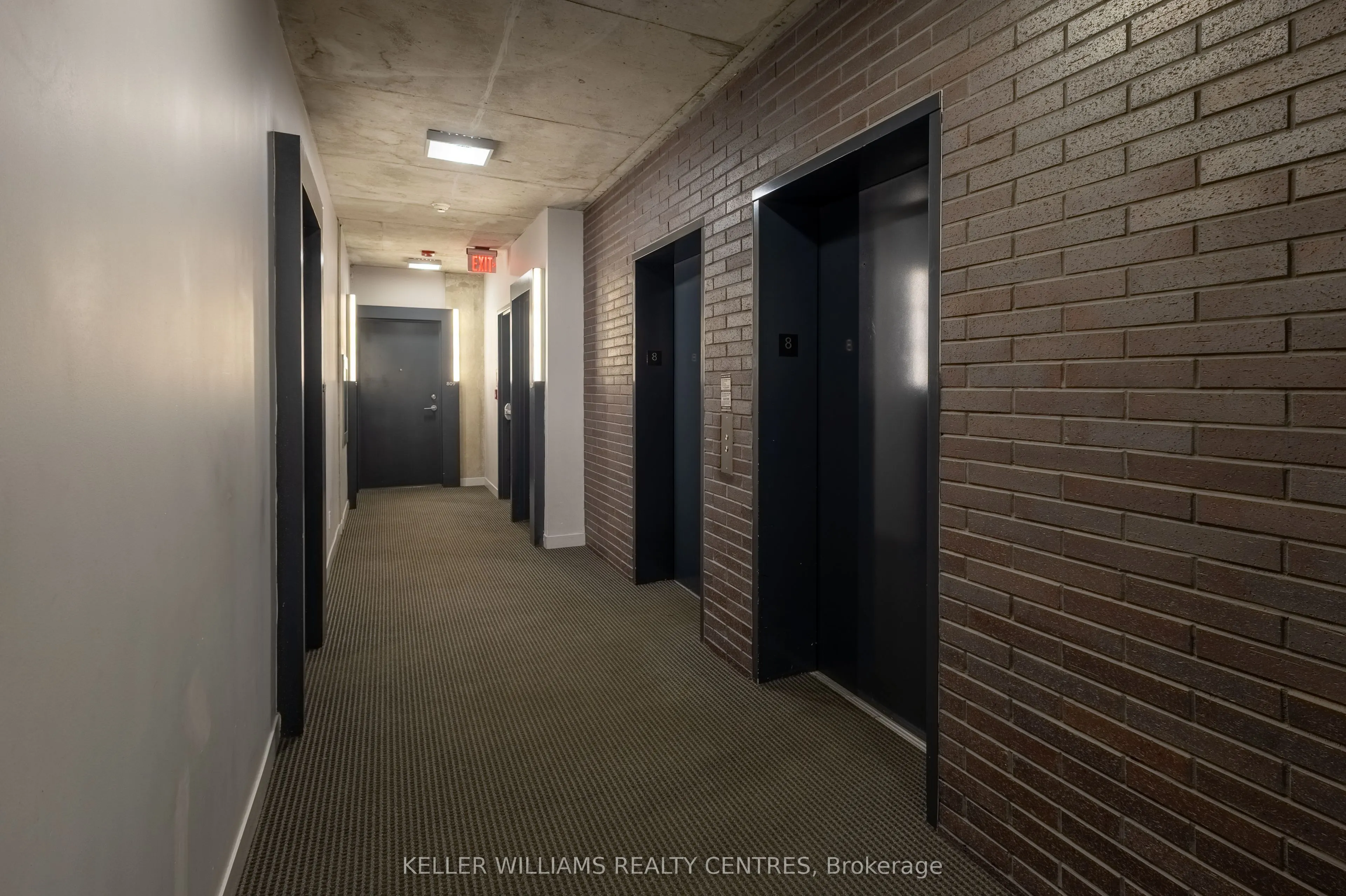 1201 Dundas Street E #806
