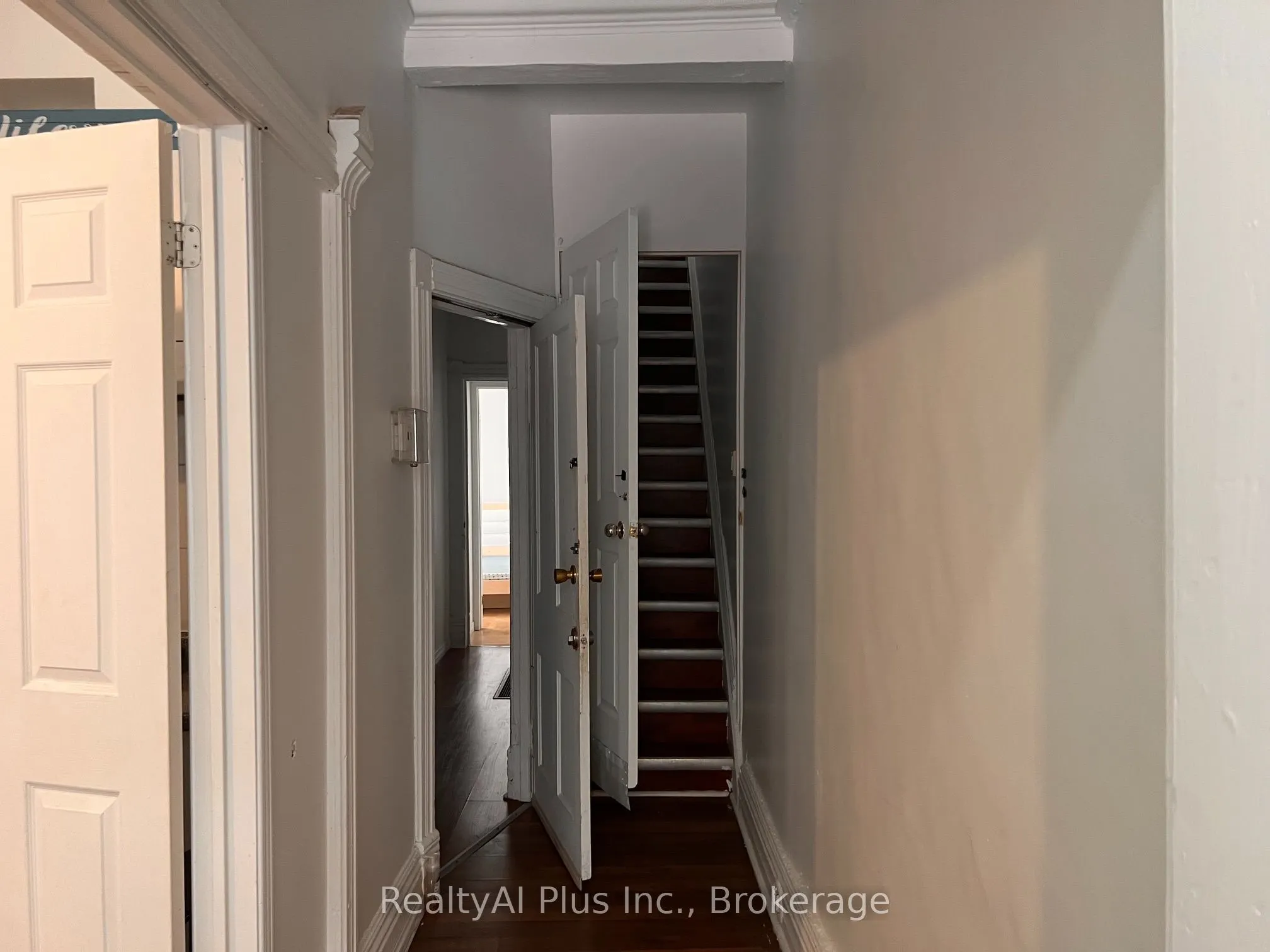 182 Boulton Avenue