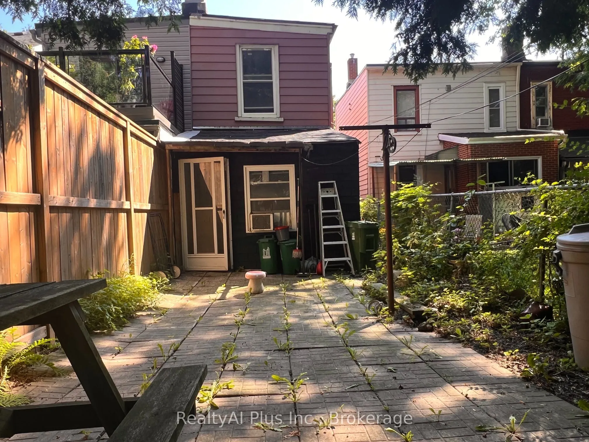 182 Boulton Avenue