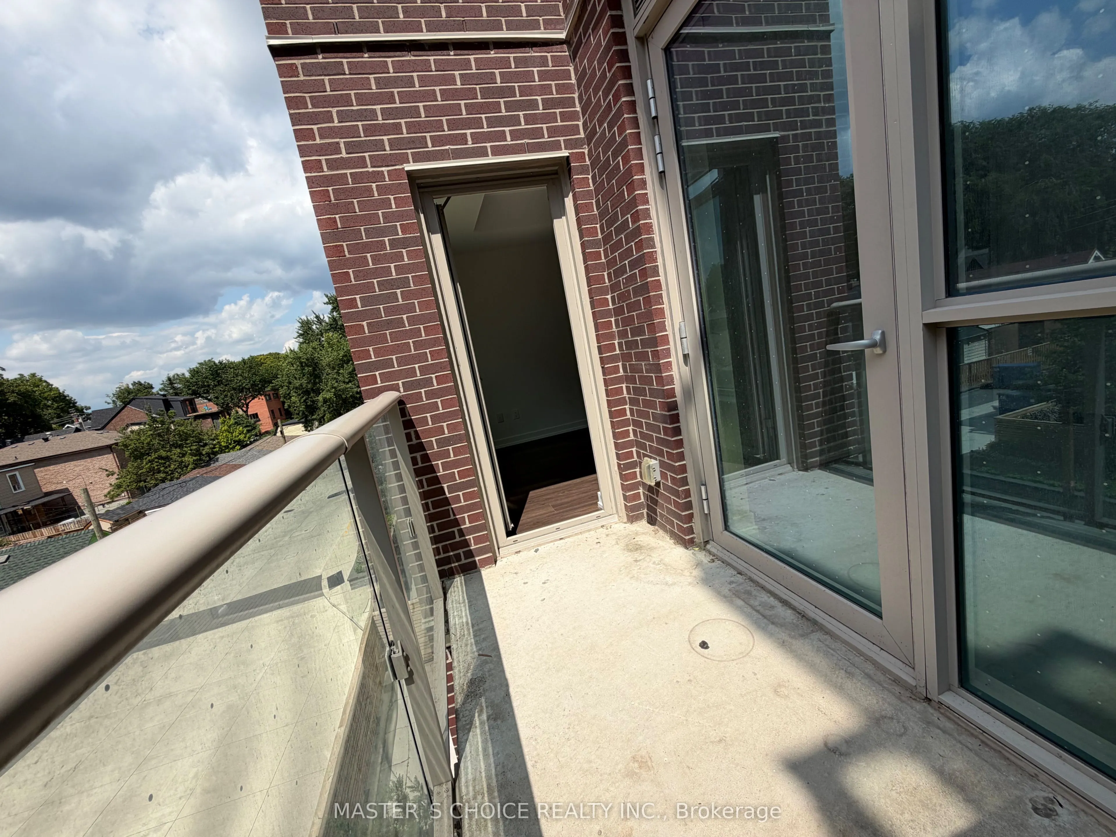 150 logan Avenue #323