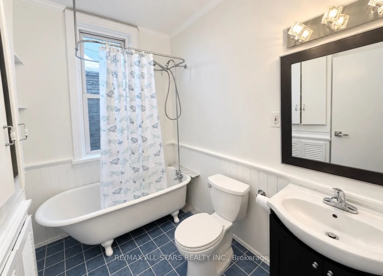 1918A Queen Street E #200