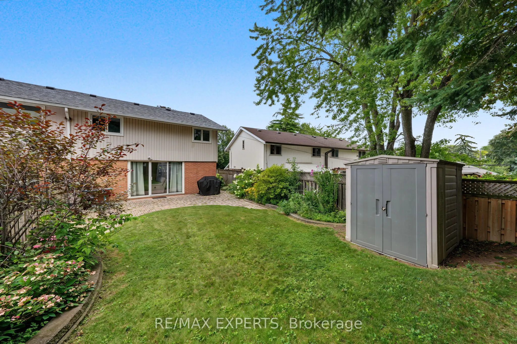 71 Dogwood Crescent