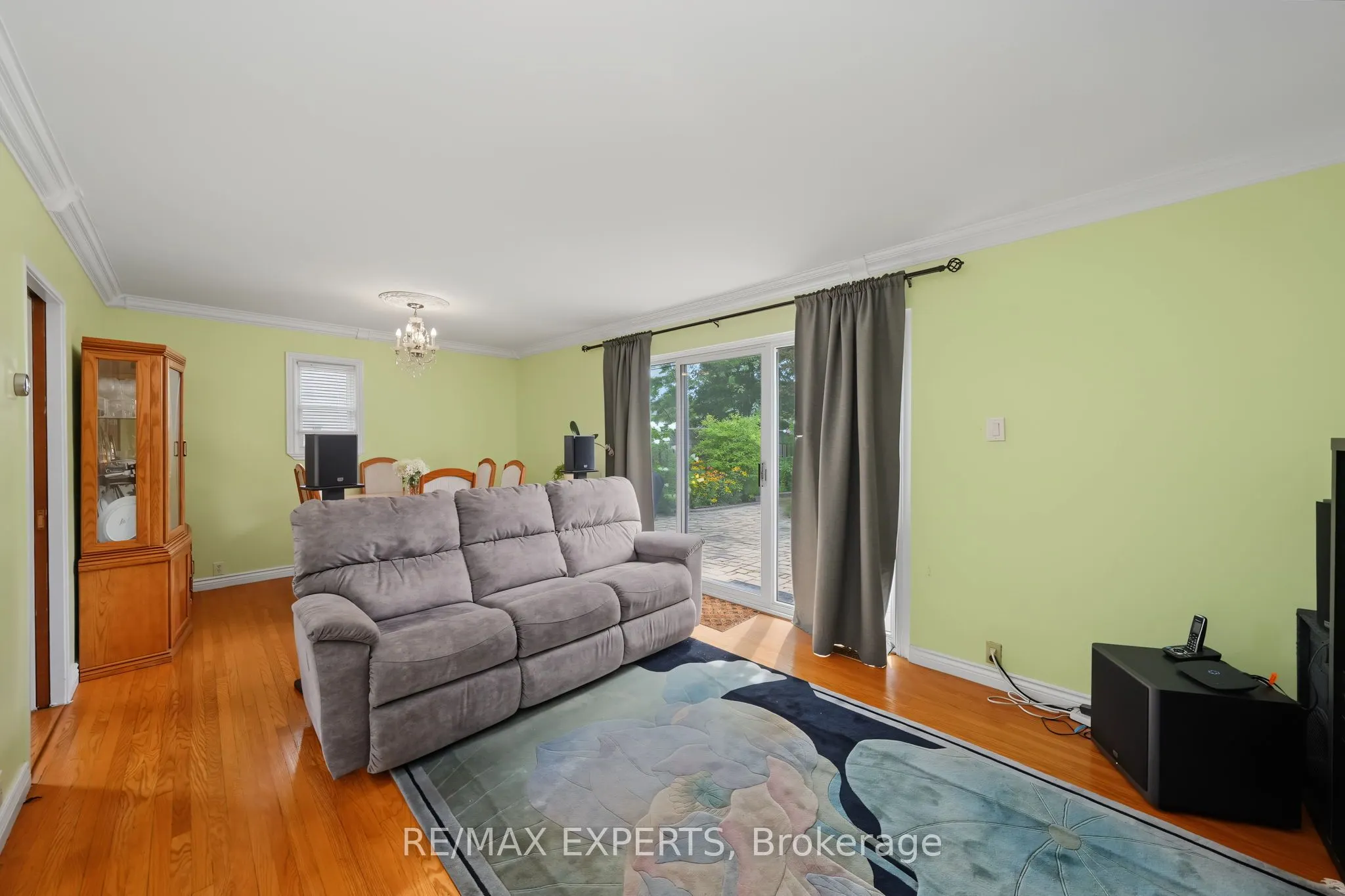 71 Dogwood Crescent