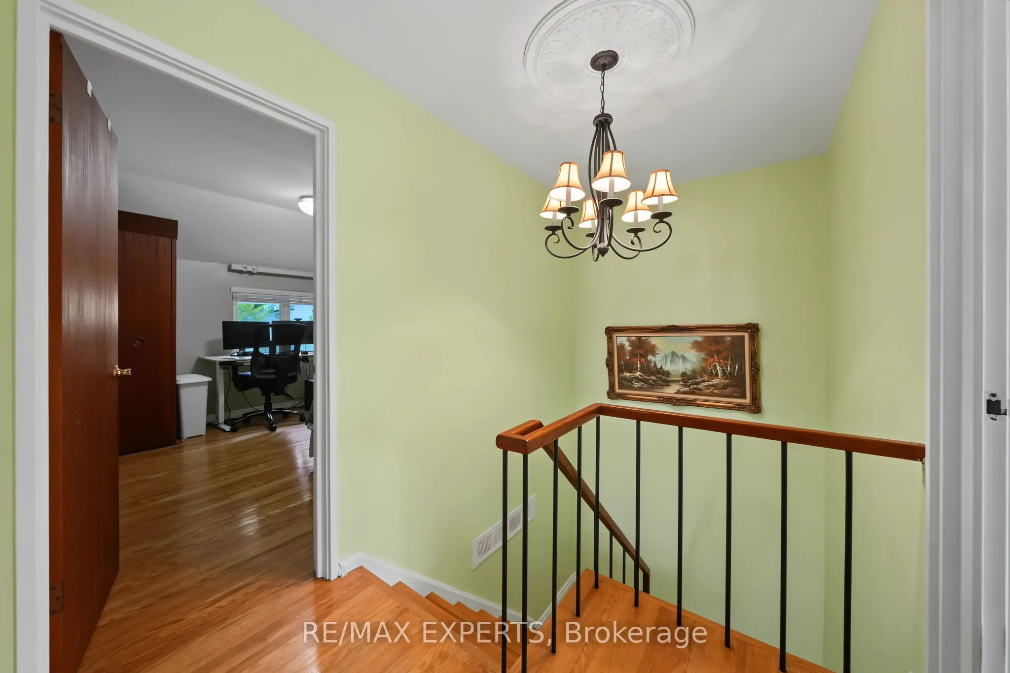 71 Dogwood Crescent