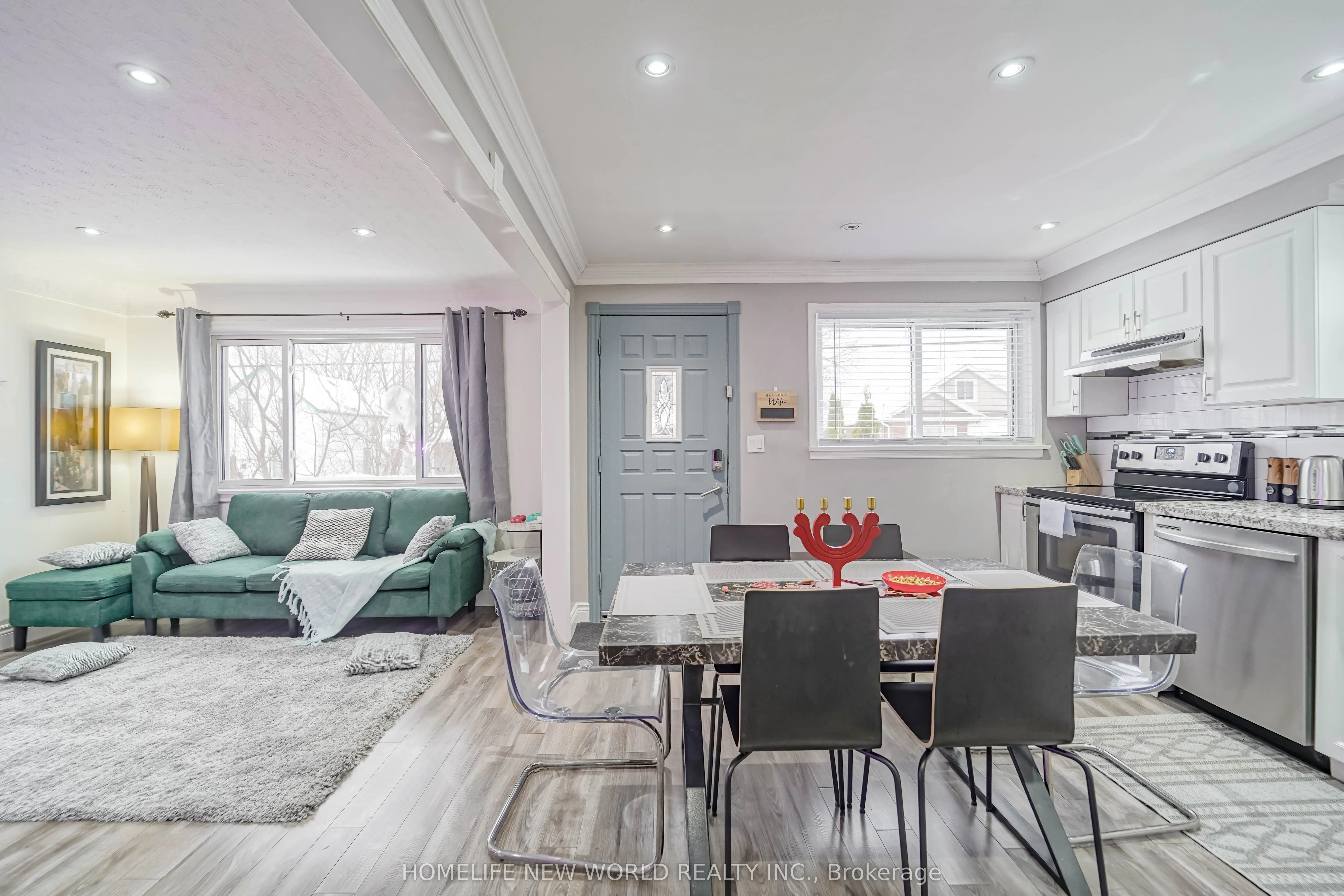 137 Banting Avenue