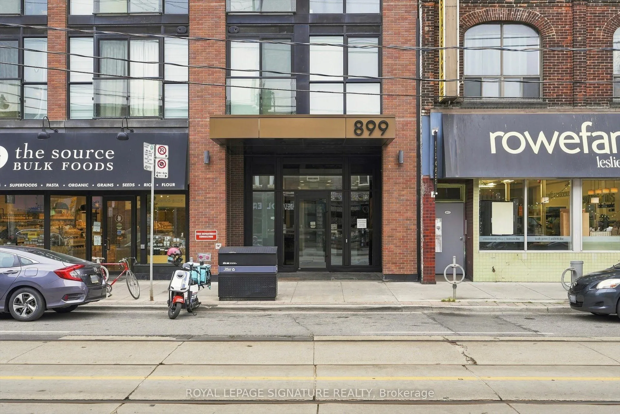 899 Queen Street E #503