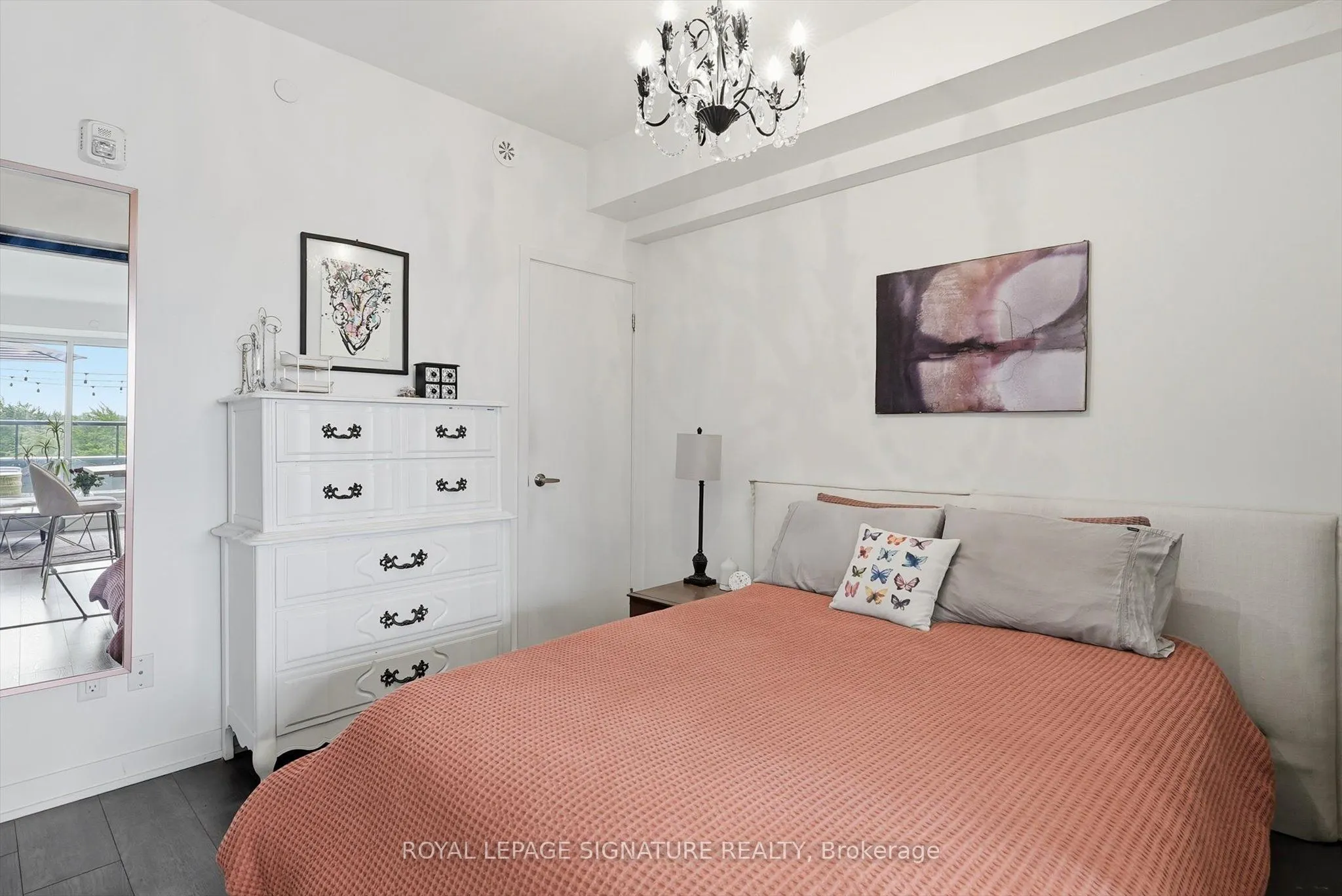 899 Queen Street E #503