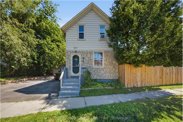 387 Albert Street