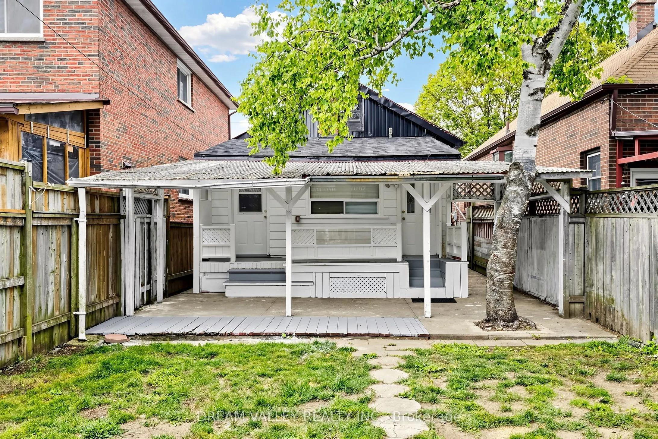 47 Laurel Avenue