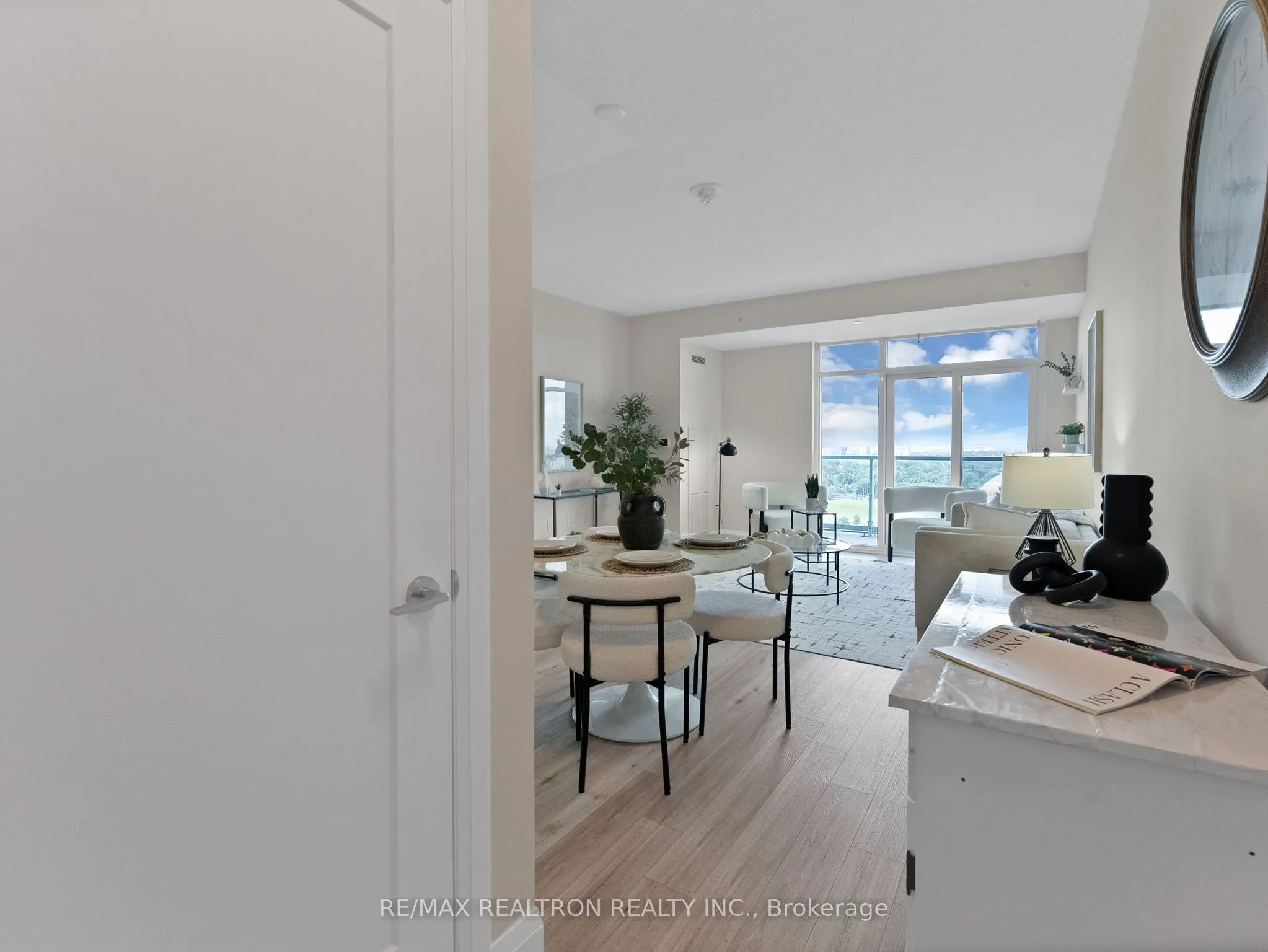 3220 Sheppard Avenue E #1702