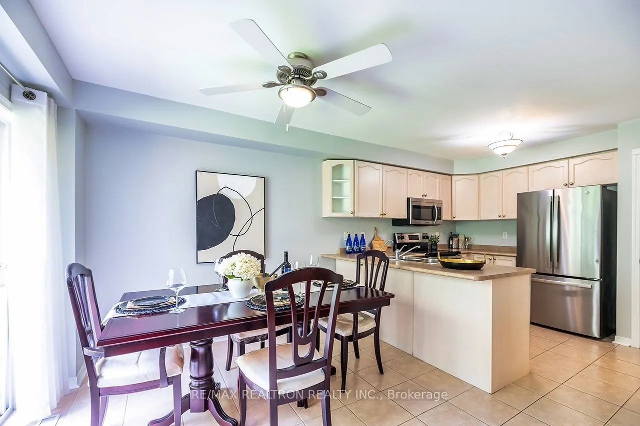 82 Beachgrove Crescent