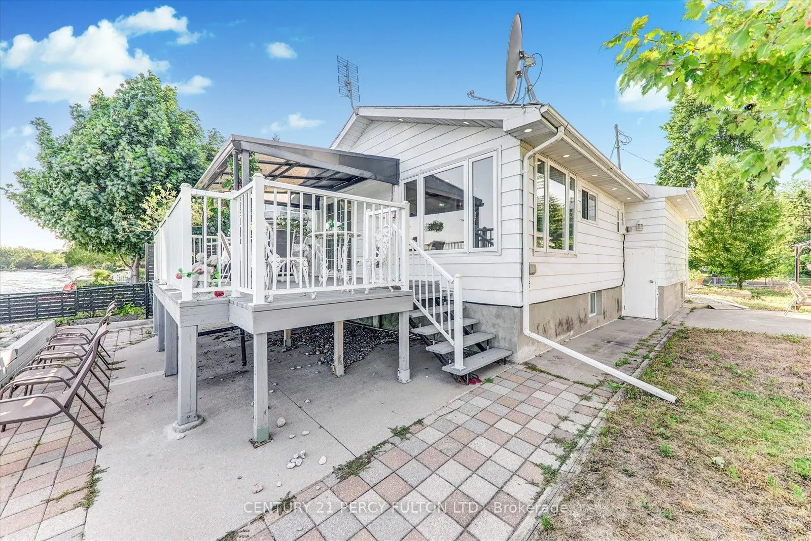 135 Cedar Crest Beach Road