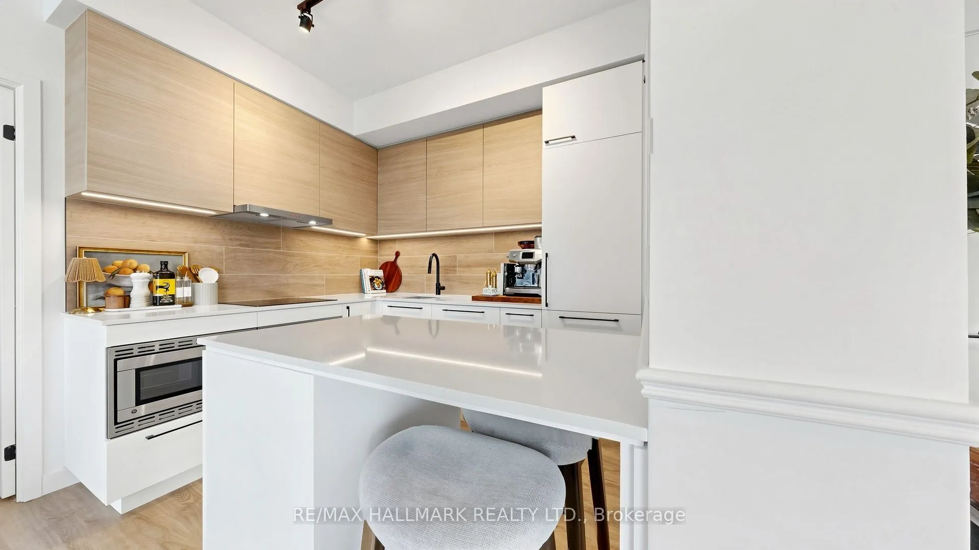 1050 Eastern Avenue #823