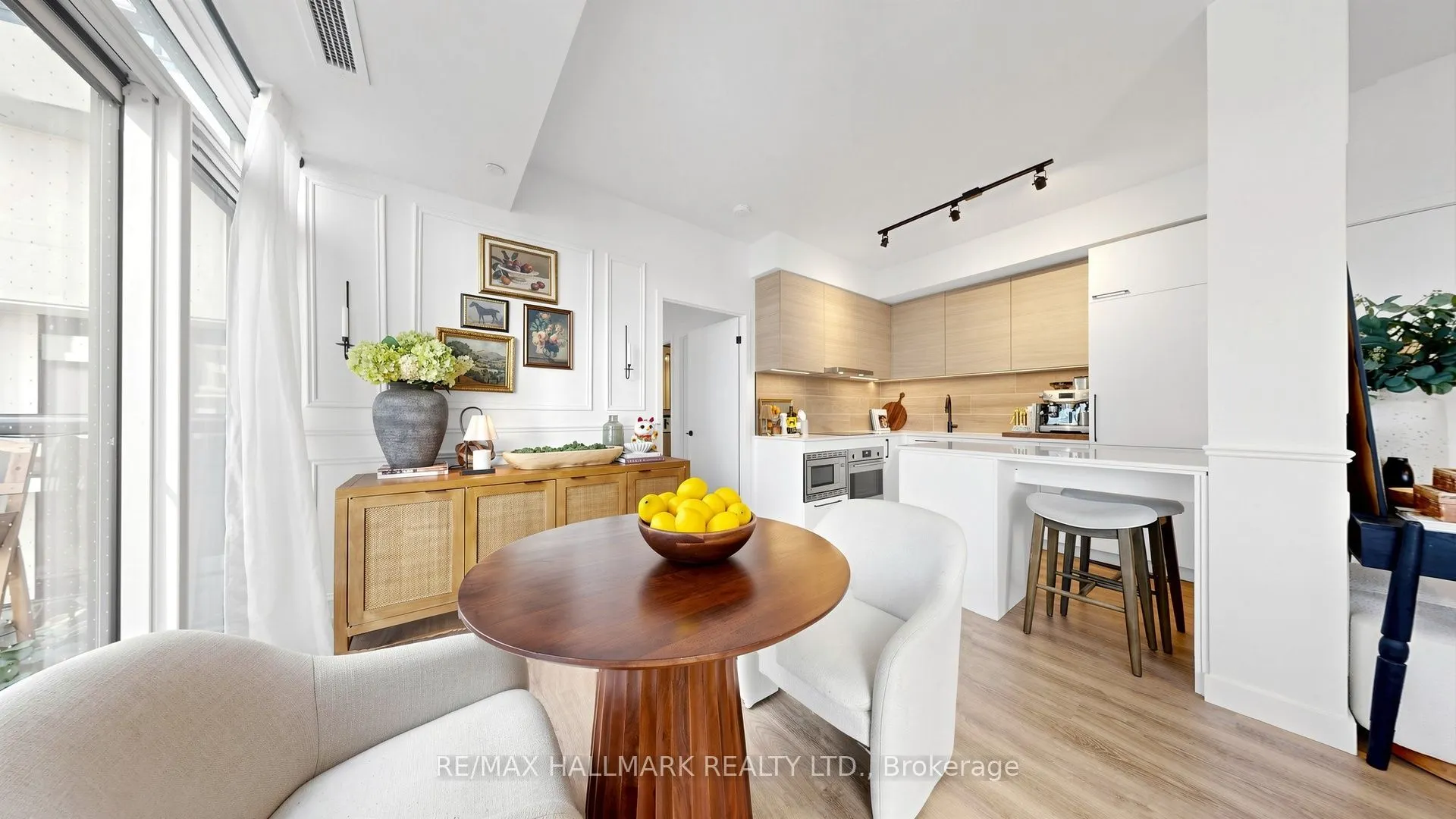 1050 Eastern Avenue #823