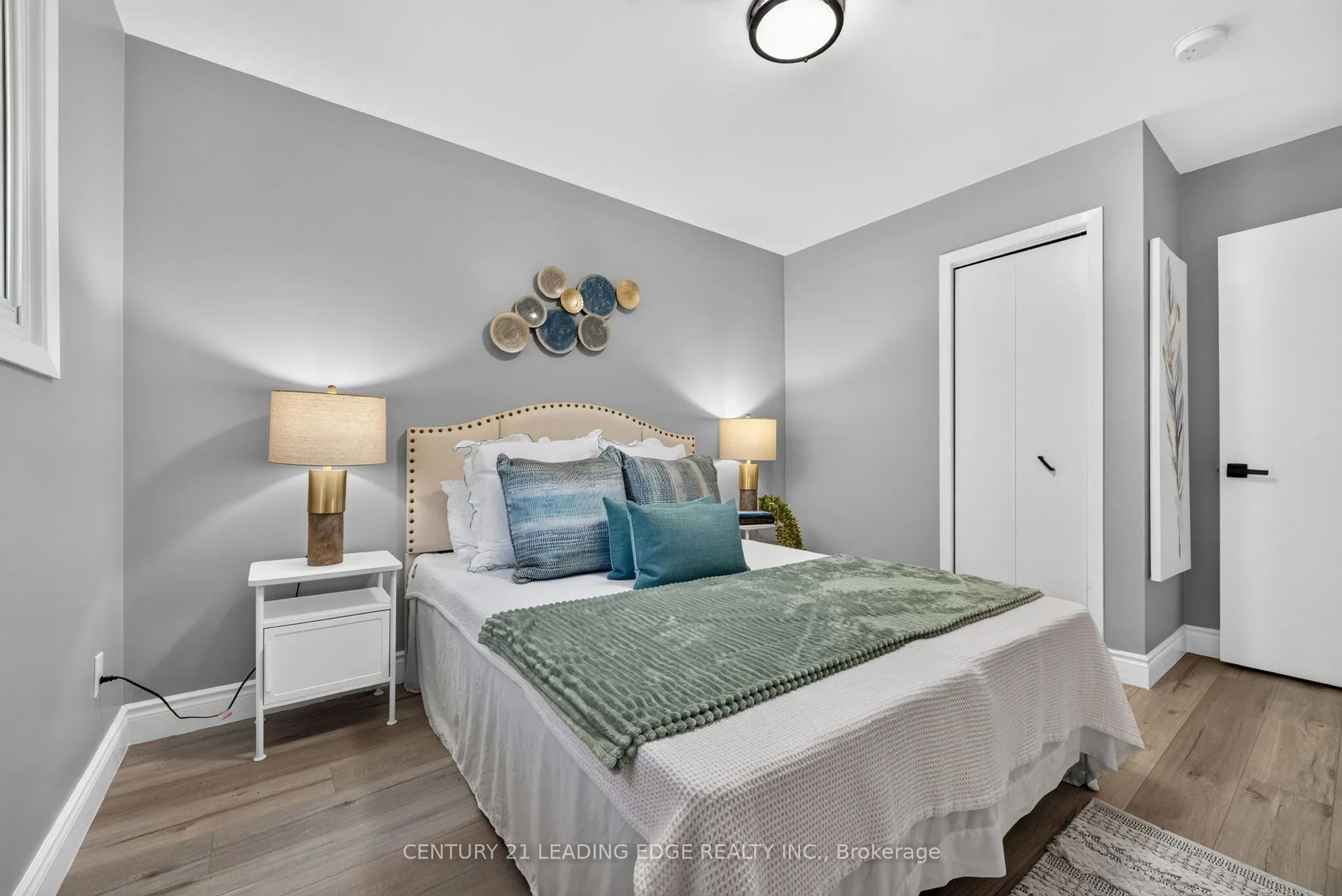 382 Fairlawn Street