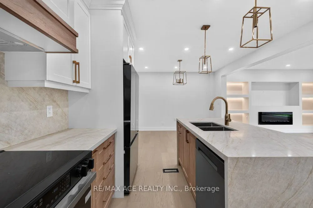 11 Faircroft Boulevard