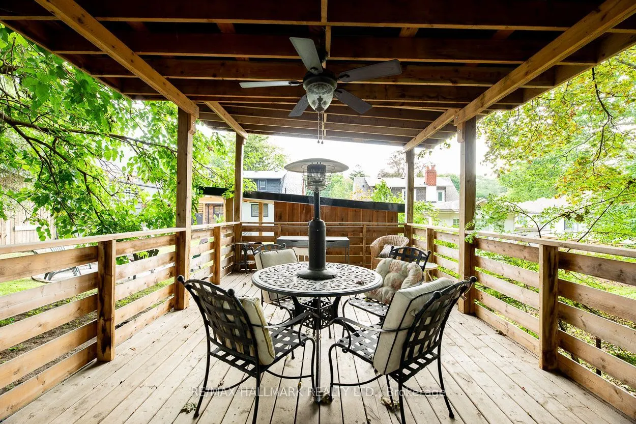 110 Lakeside Avenue