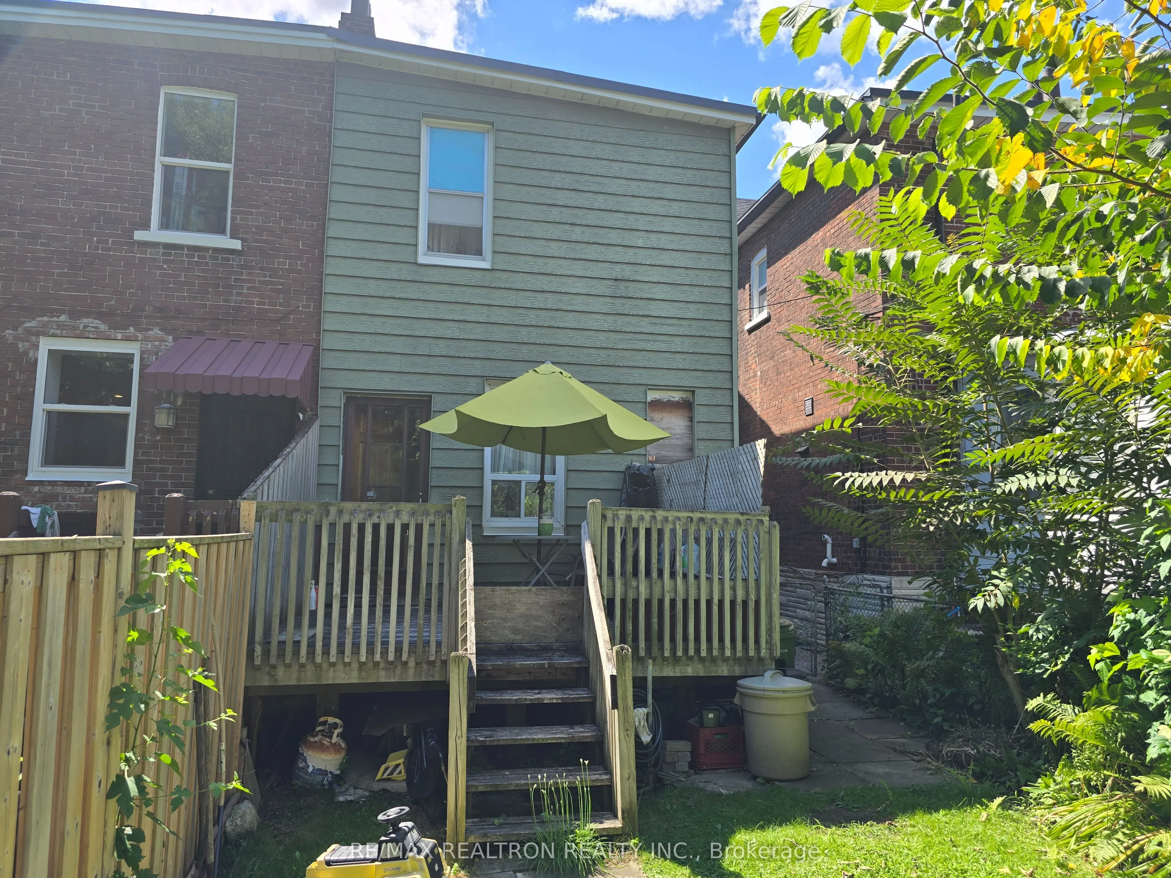 259 Woodbine Avenue