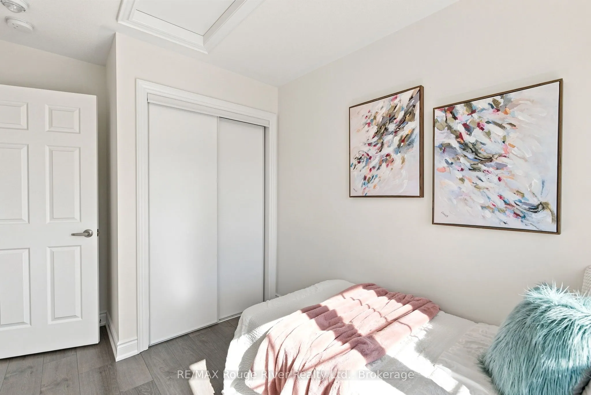 2607 Magdalen Path W #4
