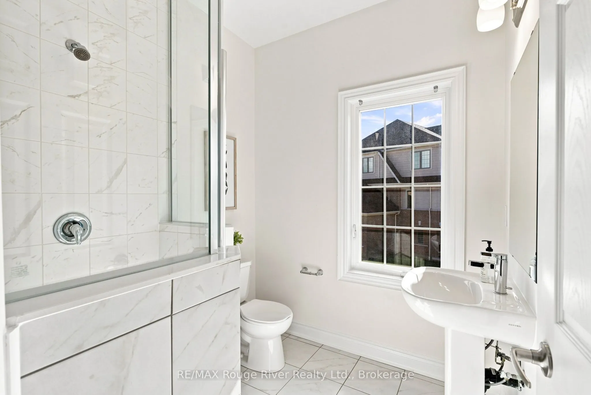 2607 Magdalen Path W #4