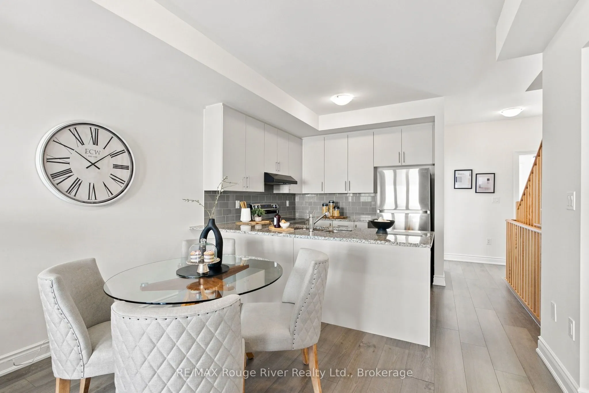 2607 Magdalen Path W #4