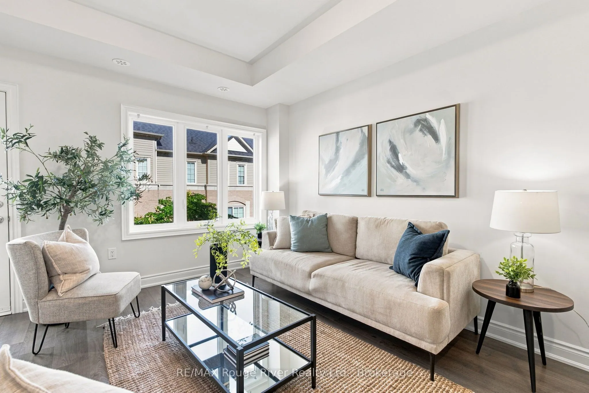 2607 Magdalen Path W #4