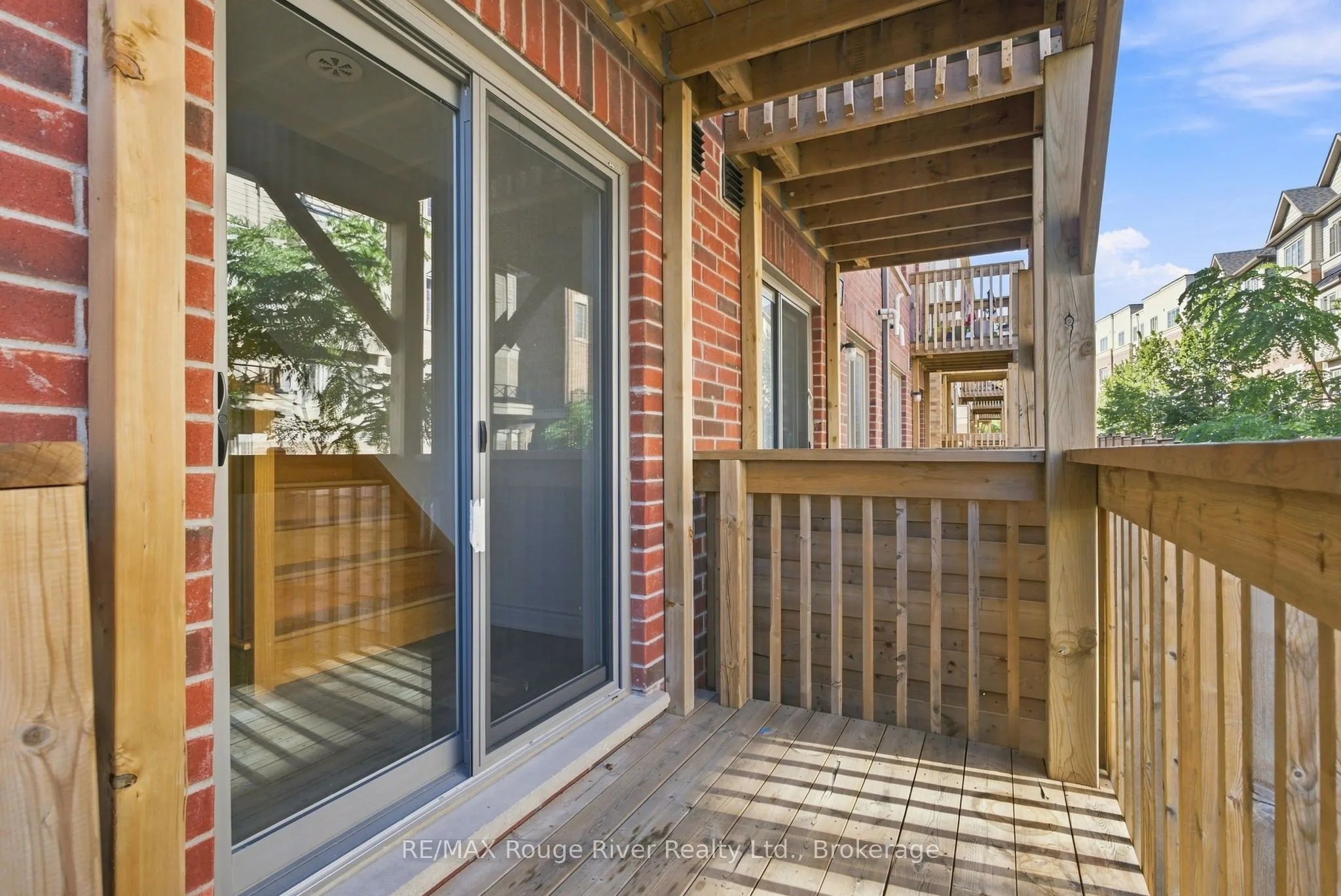 2607 Magdalen Path W #4