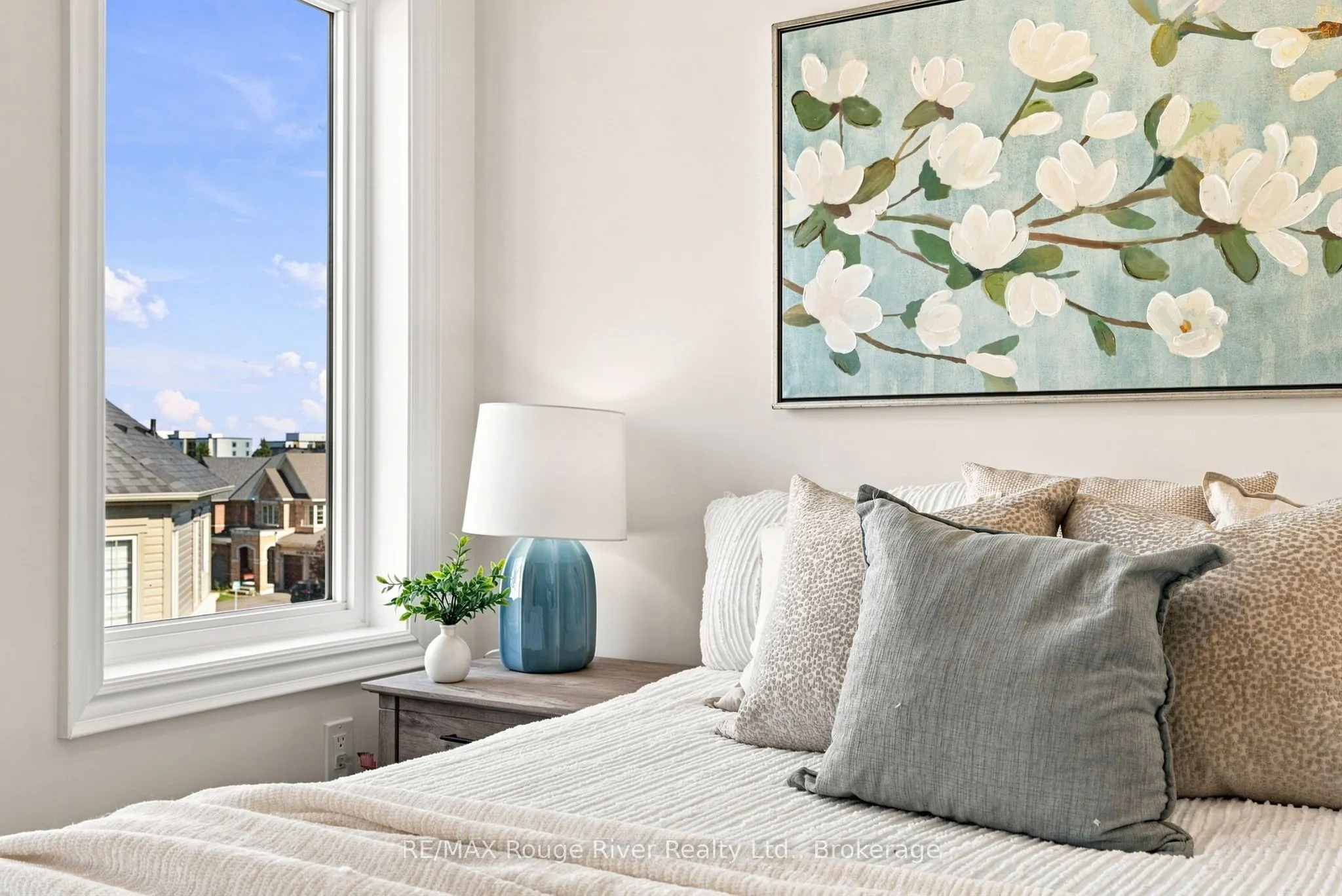2607 Magdalen Path W #4