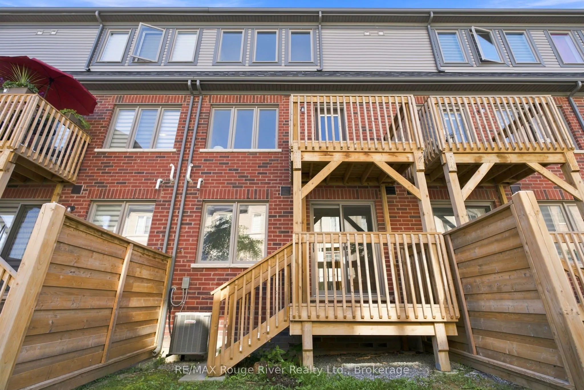 2607 Magdalen Path W #4