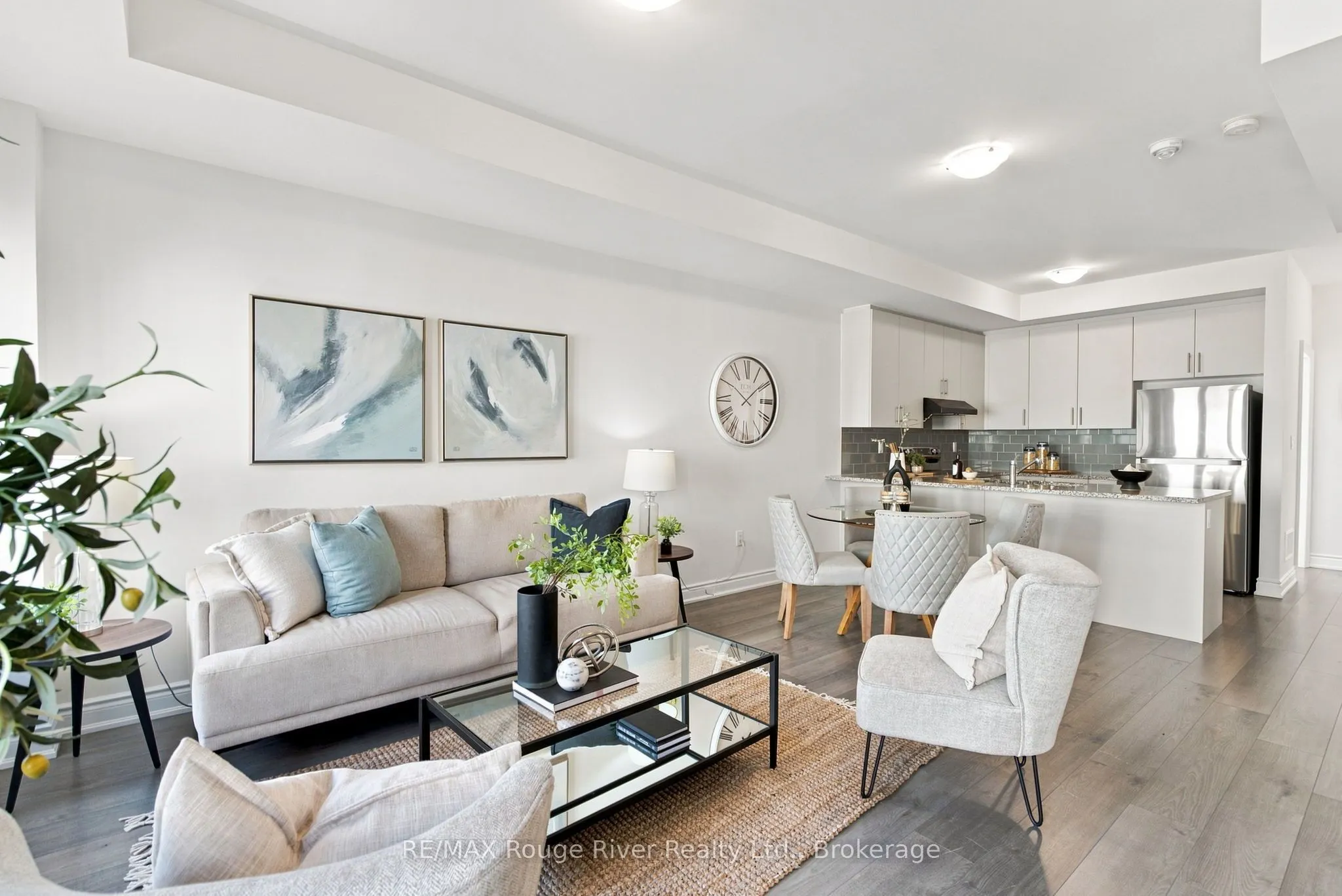 2607 Magdalen Path W #4