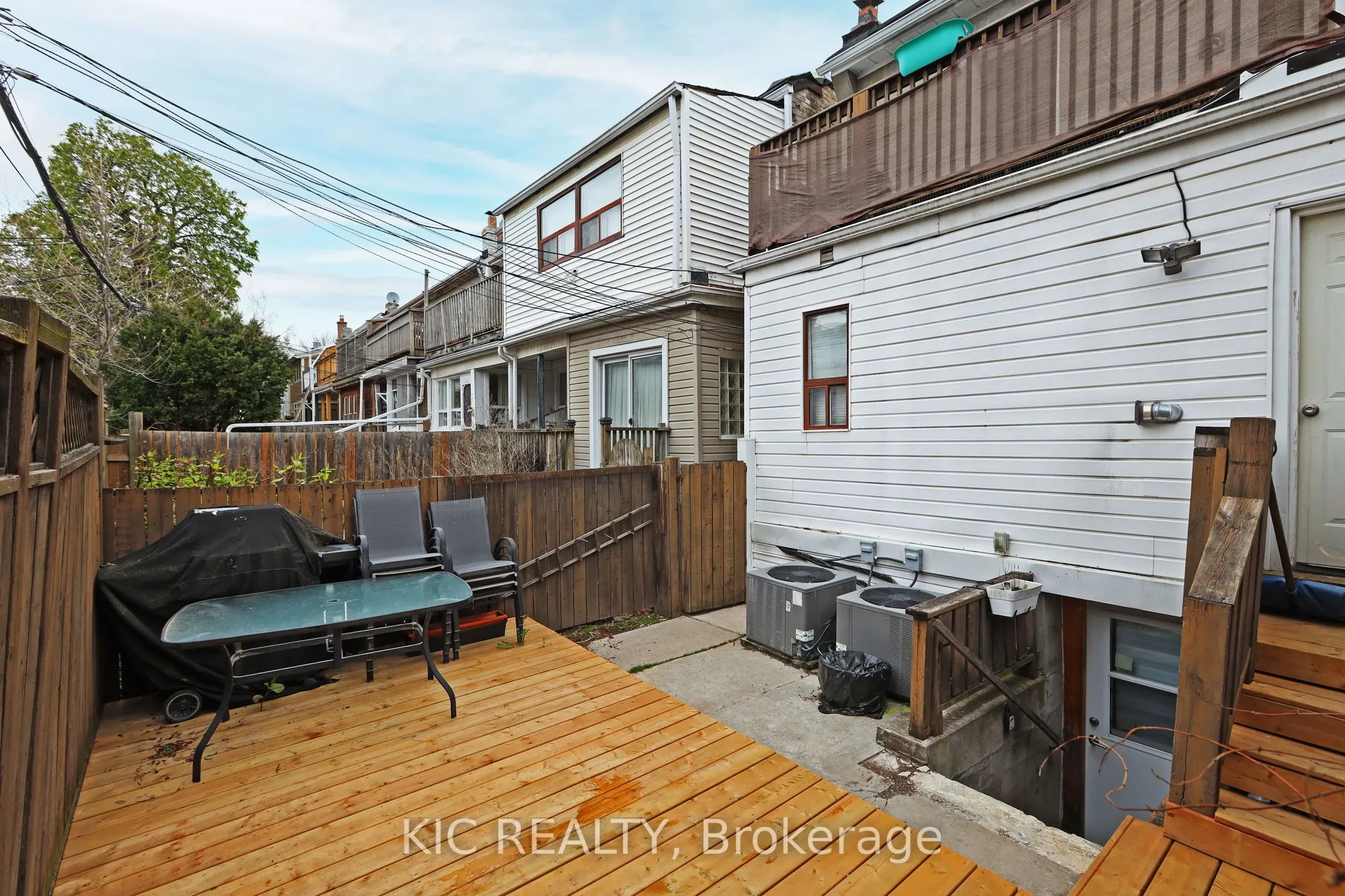 20 Ashdale Avenue