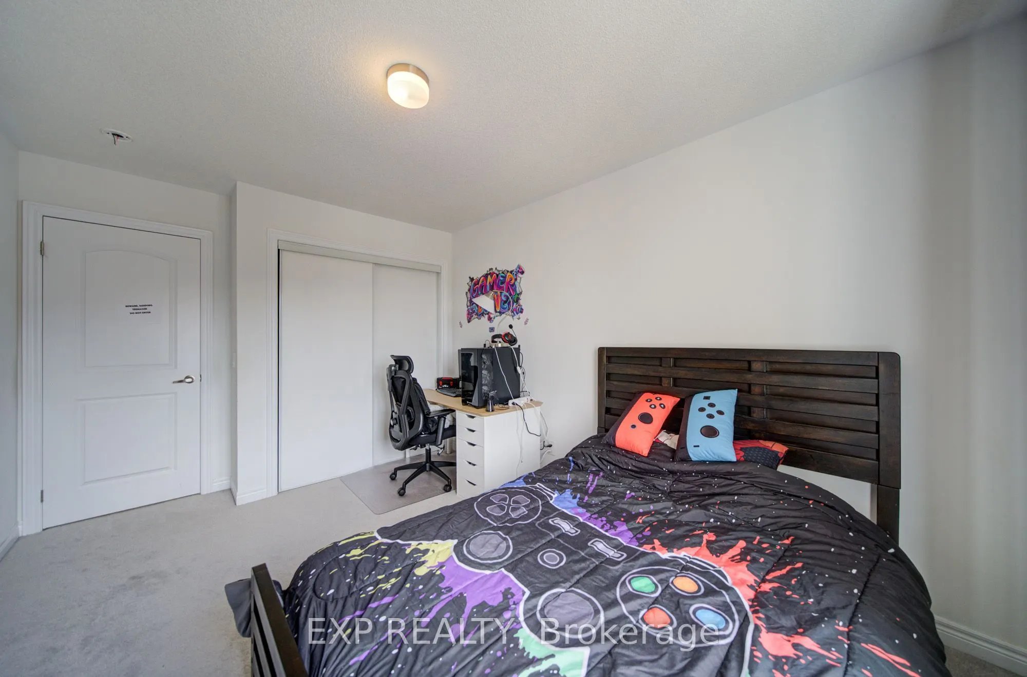 29 Sorbara Way