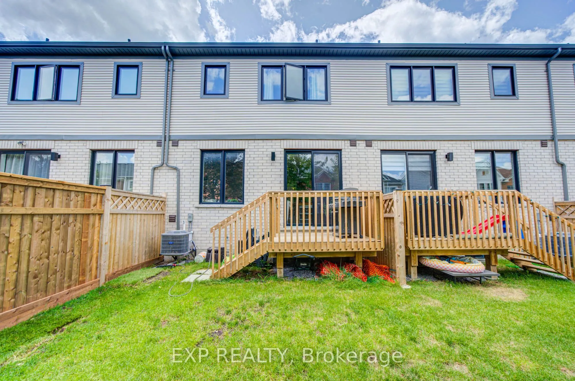 29 Sorbara Way