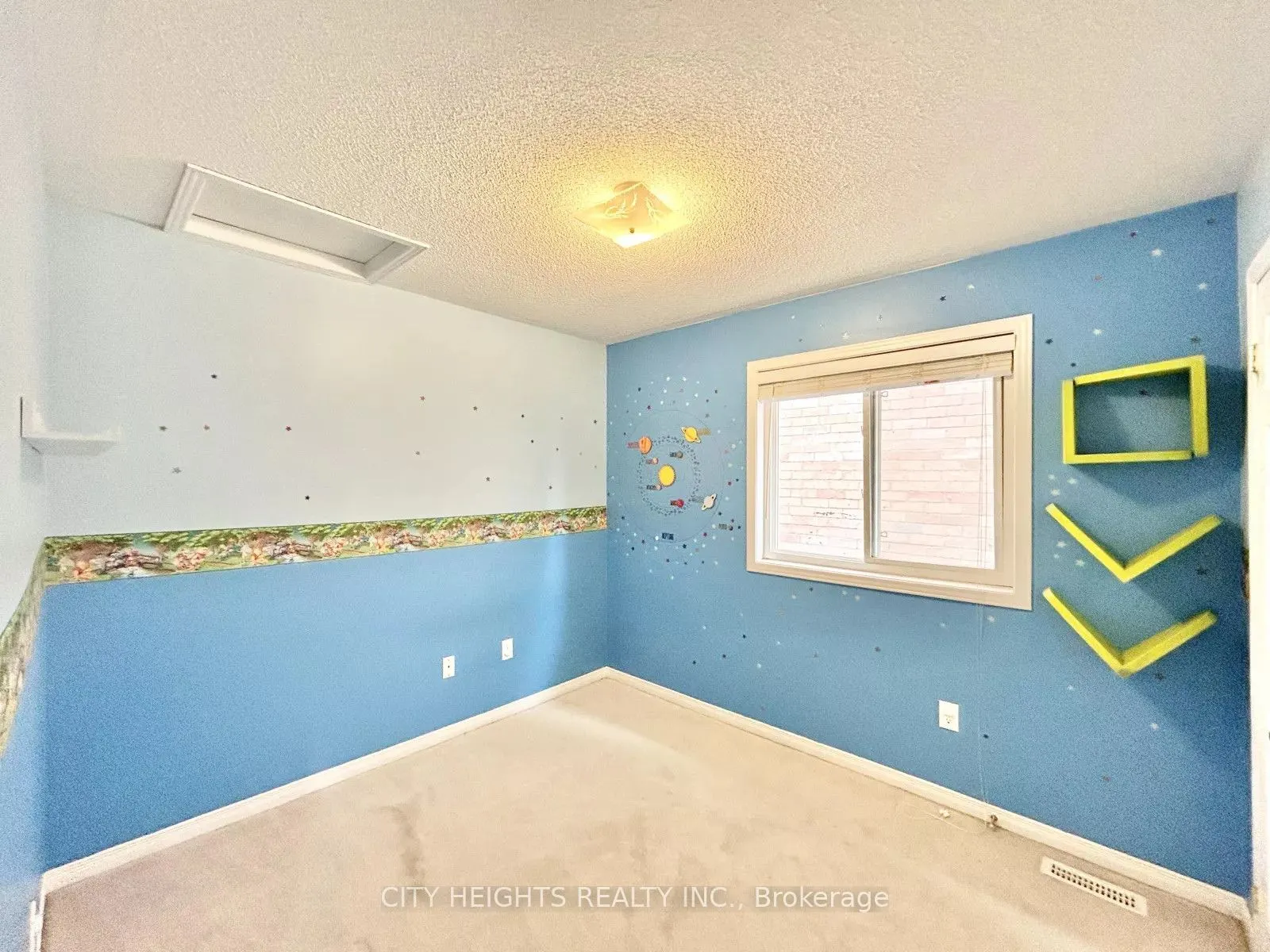 19 Sivyer Crescent